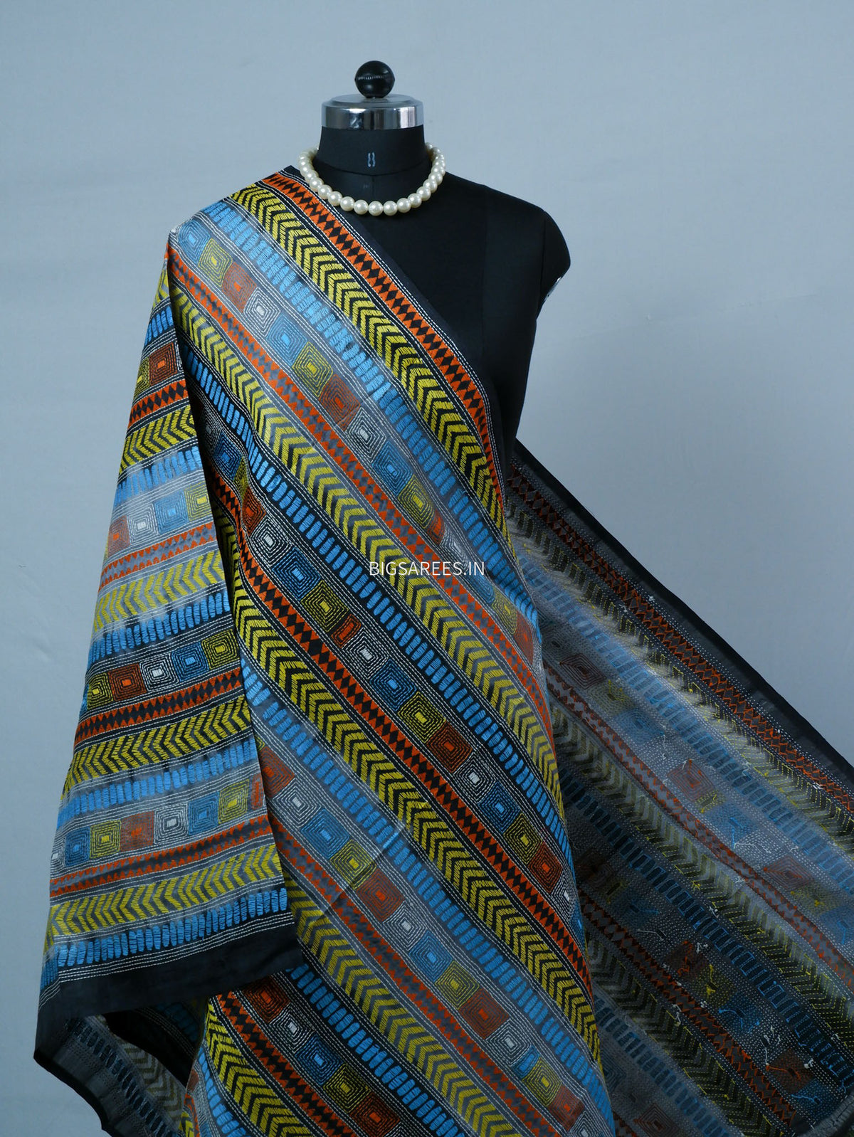 Kantha Hand-Embroidered Dupatta | Semi Tussar Silk | Tie N Dye