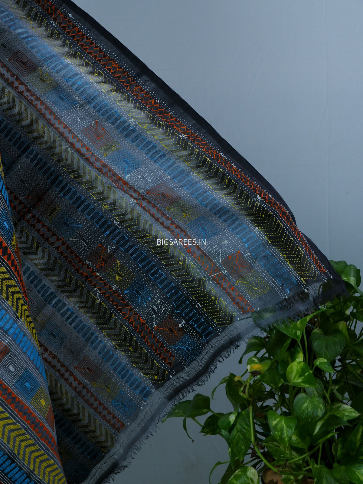 Kantha Hand-Embroidered Dupatta | Semi Tussar Silk | Tie N Dye