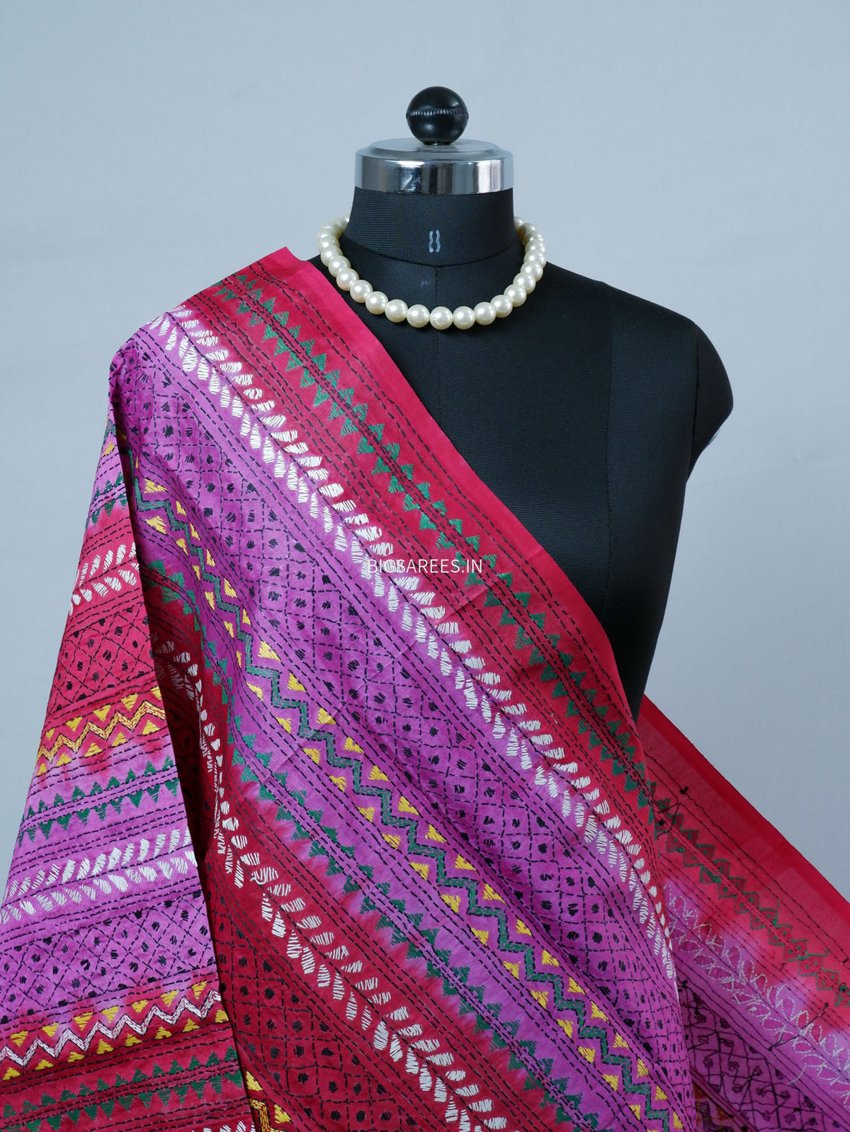 Kantha Hand-Embroidered Dupatta | Semi Tussar Silk | Tie N Dye