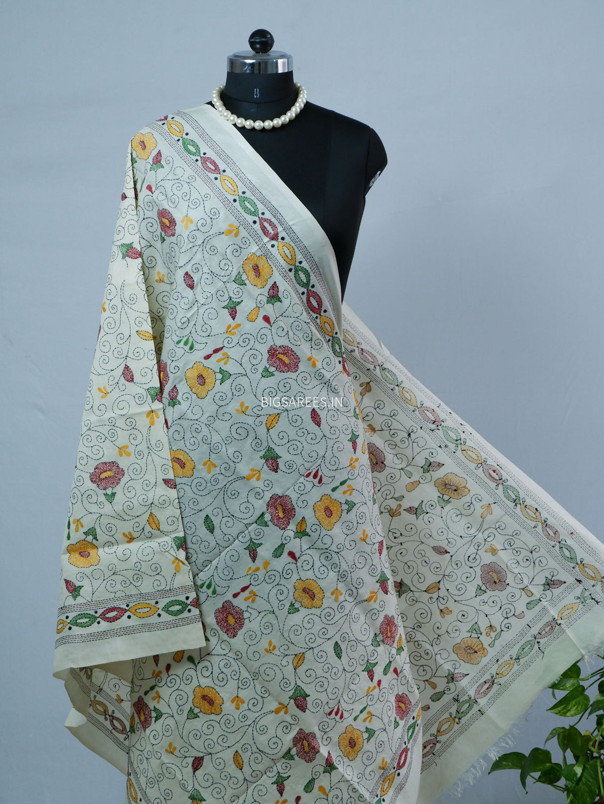 Kantha Hand-Embroidered Dupatta | Semi Tussar Silk | Full Work |