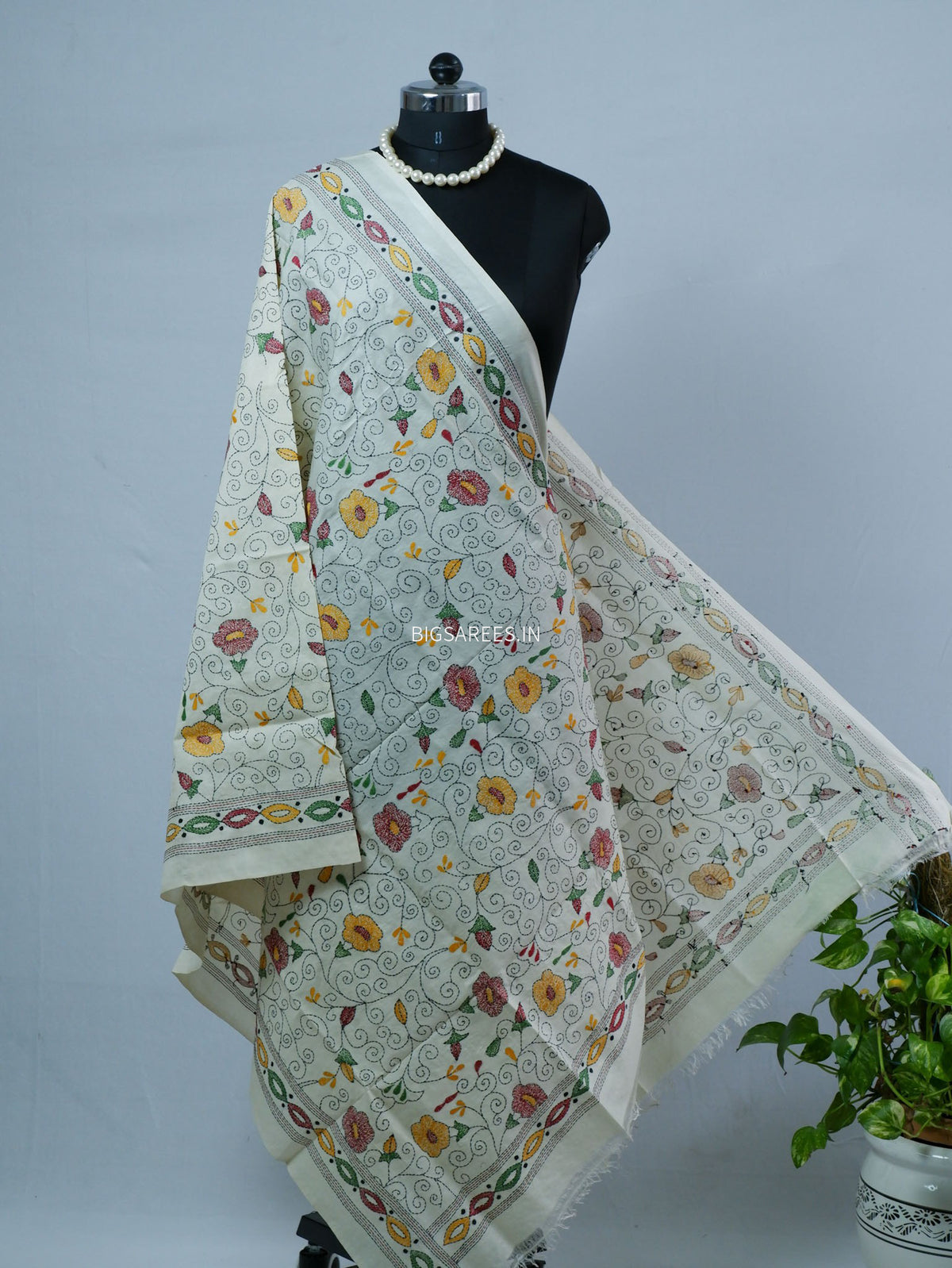 Kantha Hand-Embroidered Dupatta | Semi Tussar Silk | Full Work |