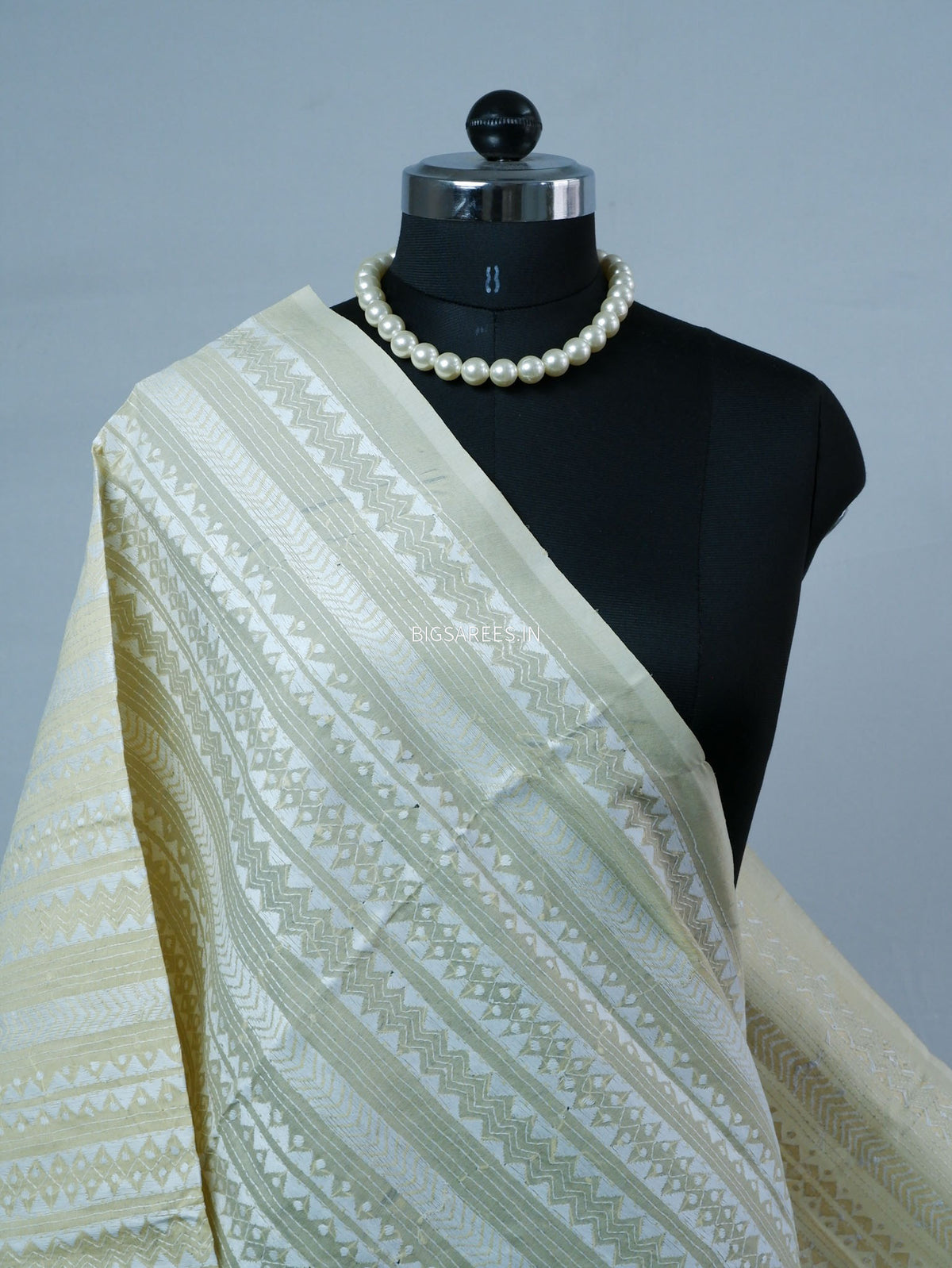 Kantha Hand-Embroidered Dupatta | Semi Tussar Silk |