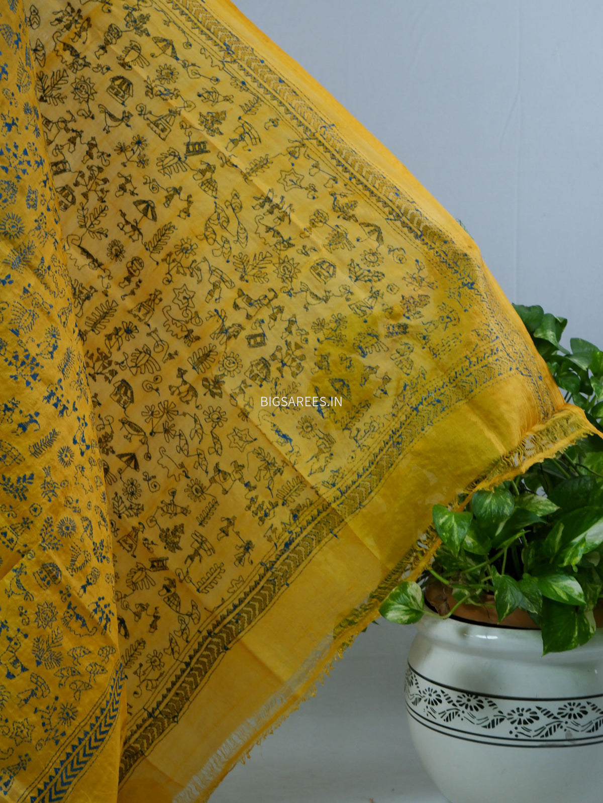 Kantha Hand-Embroidered Dupatta | Semi Tussar Silk |
