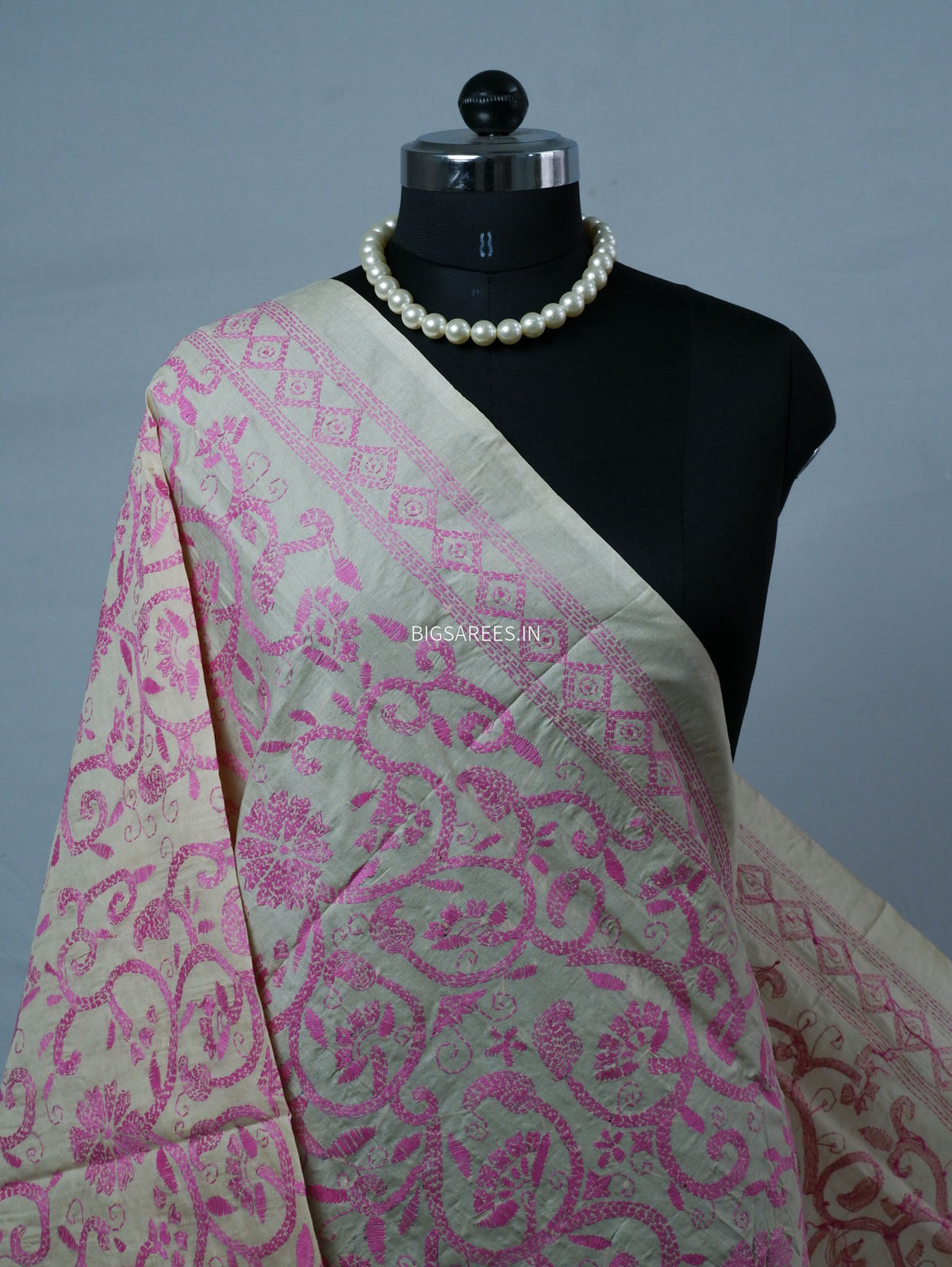 Kantha Hand-Embroidered Dupatta | Semi Tussar Silk |