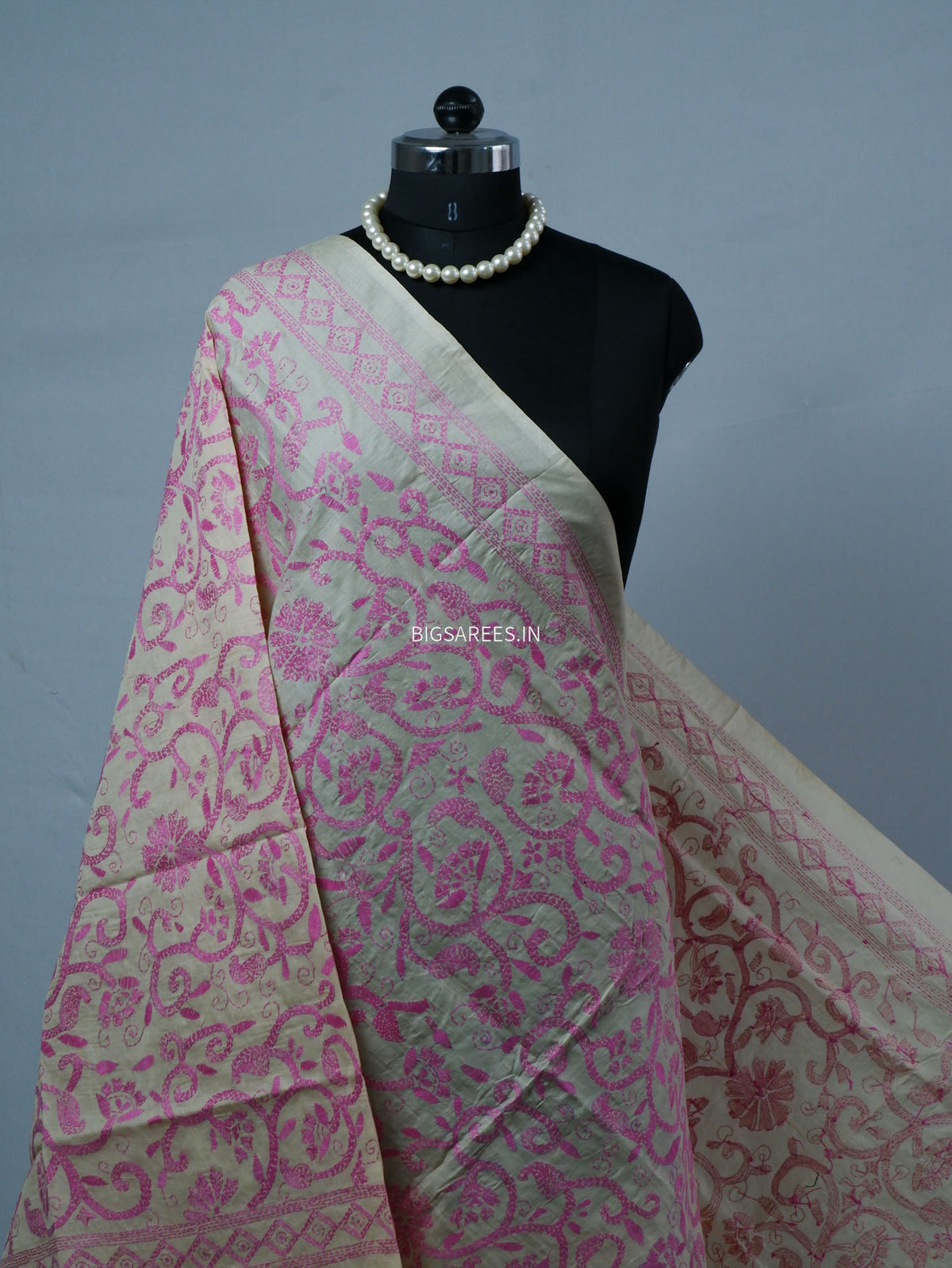 Kantha Hand-Embroidered Dupatta | Semi Tussar Silk |