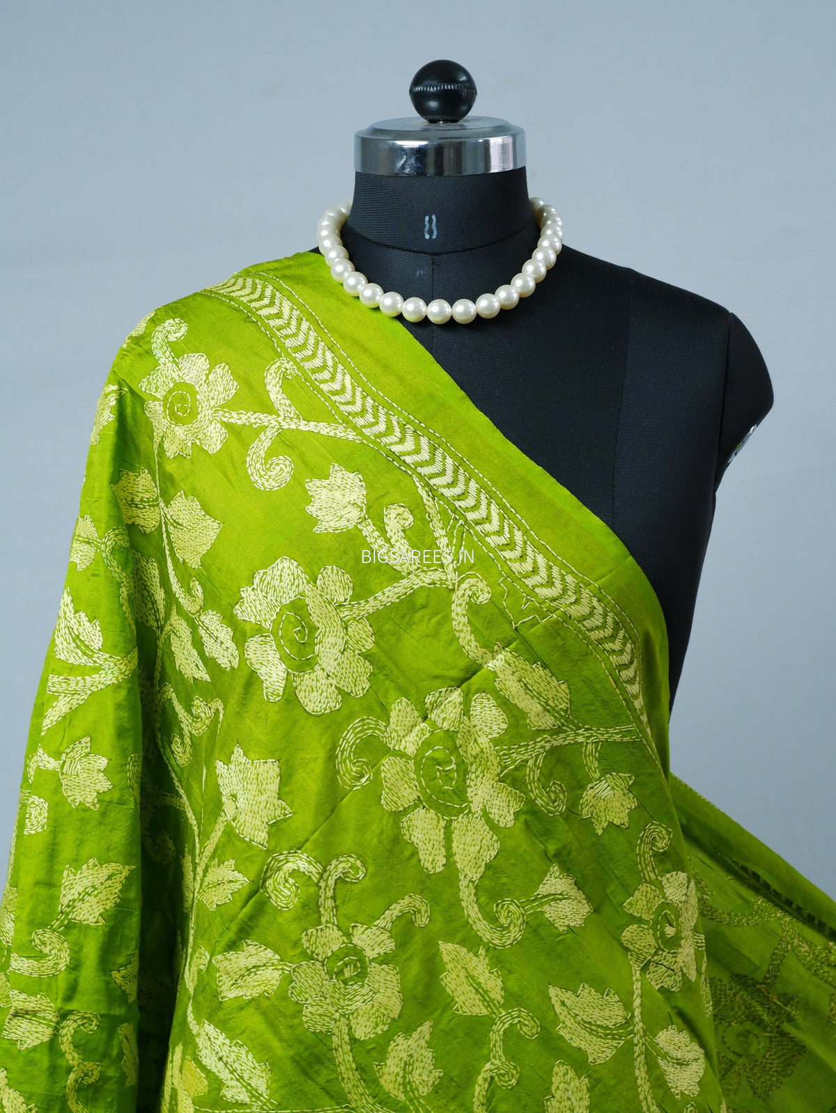 Kantha Hand-Embroidered Dupatta | Semi Tussar Silk | Green
