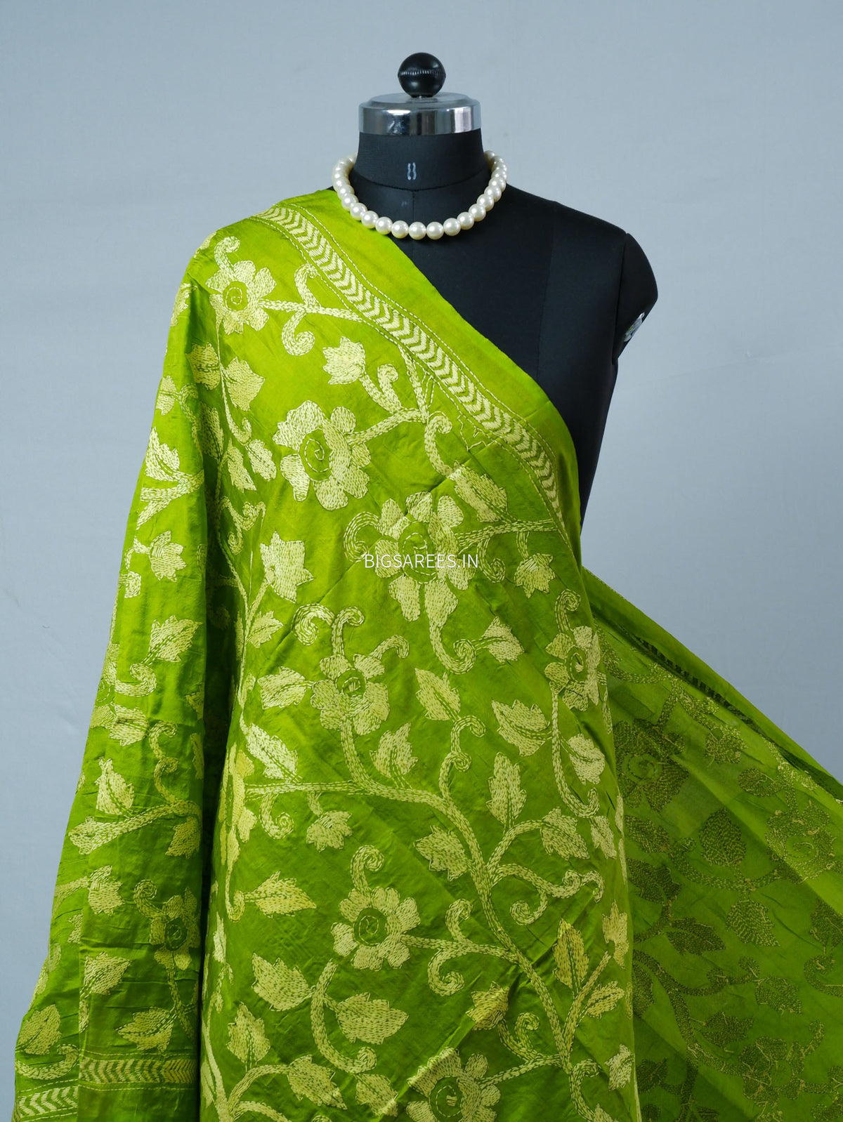 Kantha Hand-Embroidered Dupatta | Semi Tussar Silk | Green