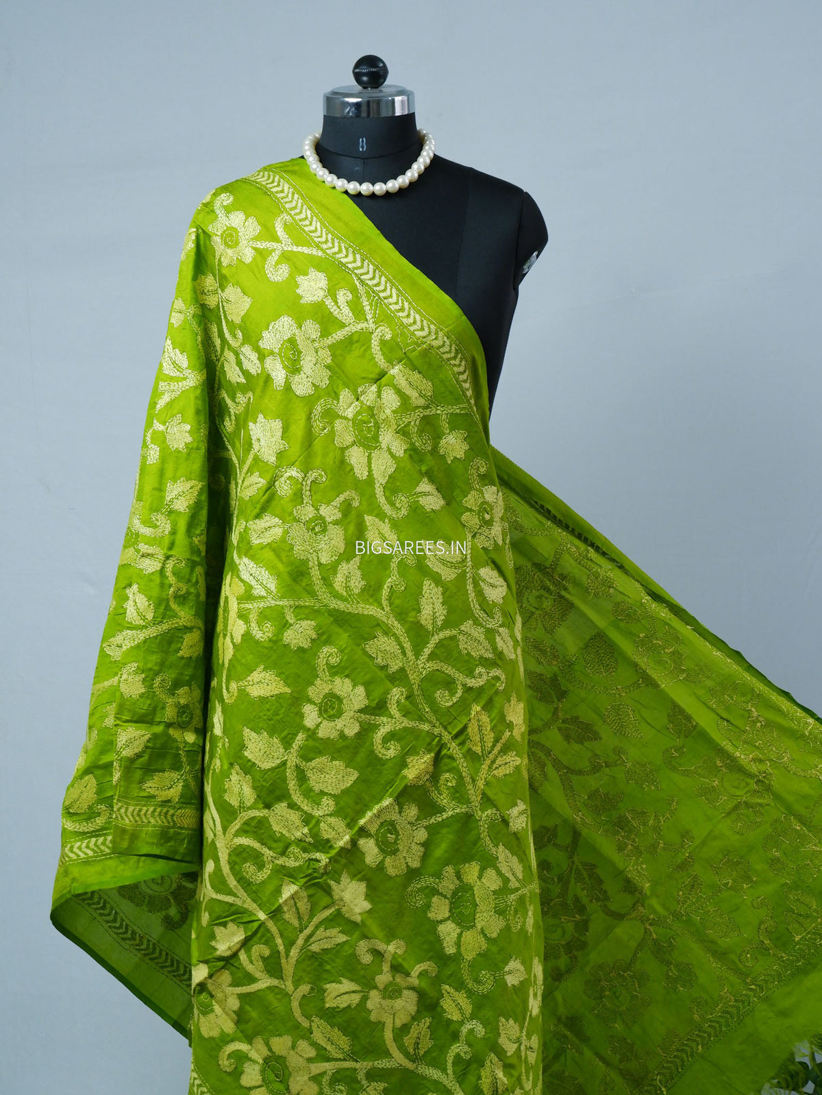 Kantha Hand-Embroidered Dupatta | Semi Tussar Silk | Green