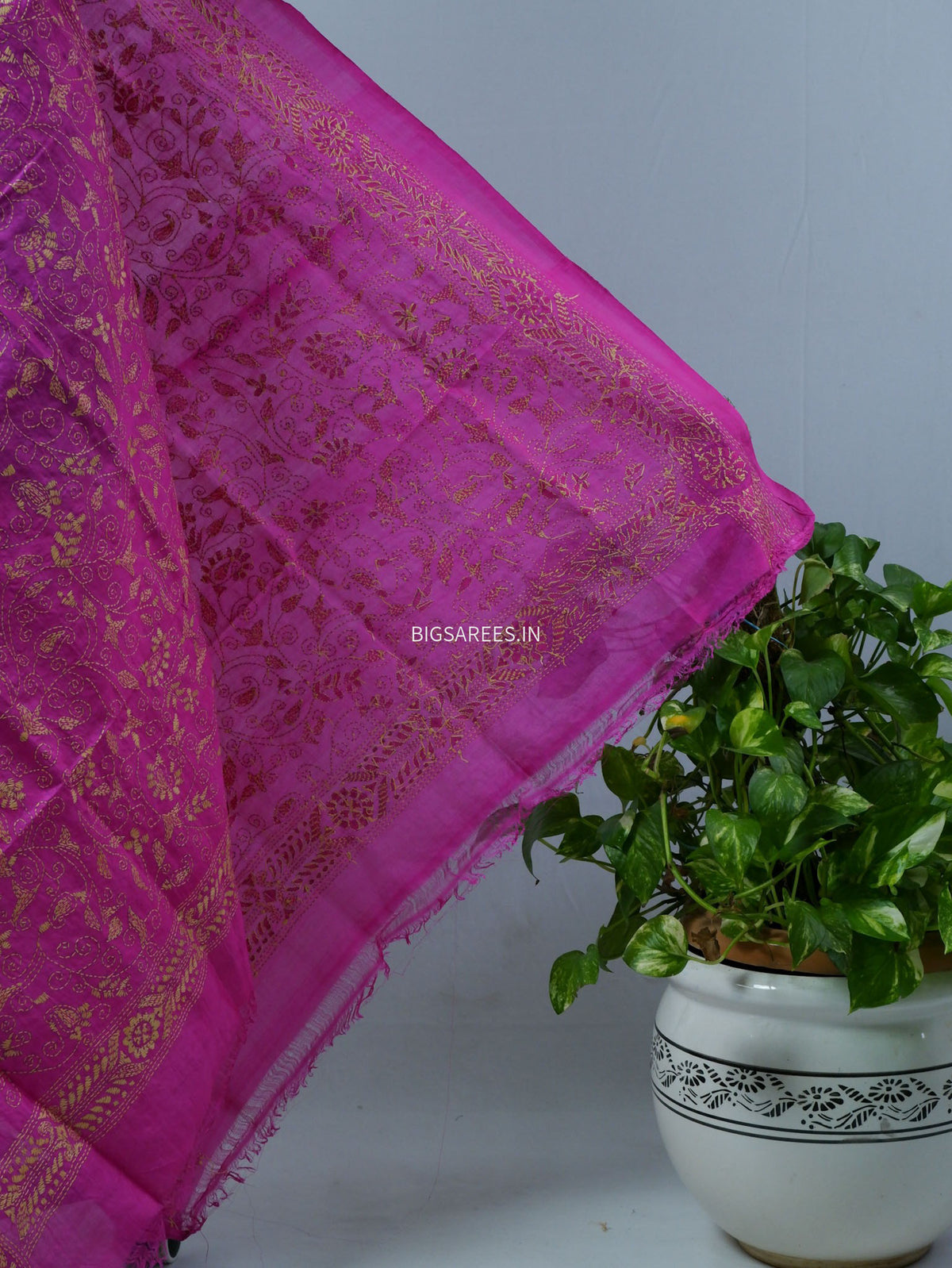 Kantha Hand-Embroidered Dupatta | Semi Tussar Silk | Pink