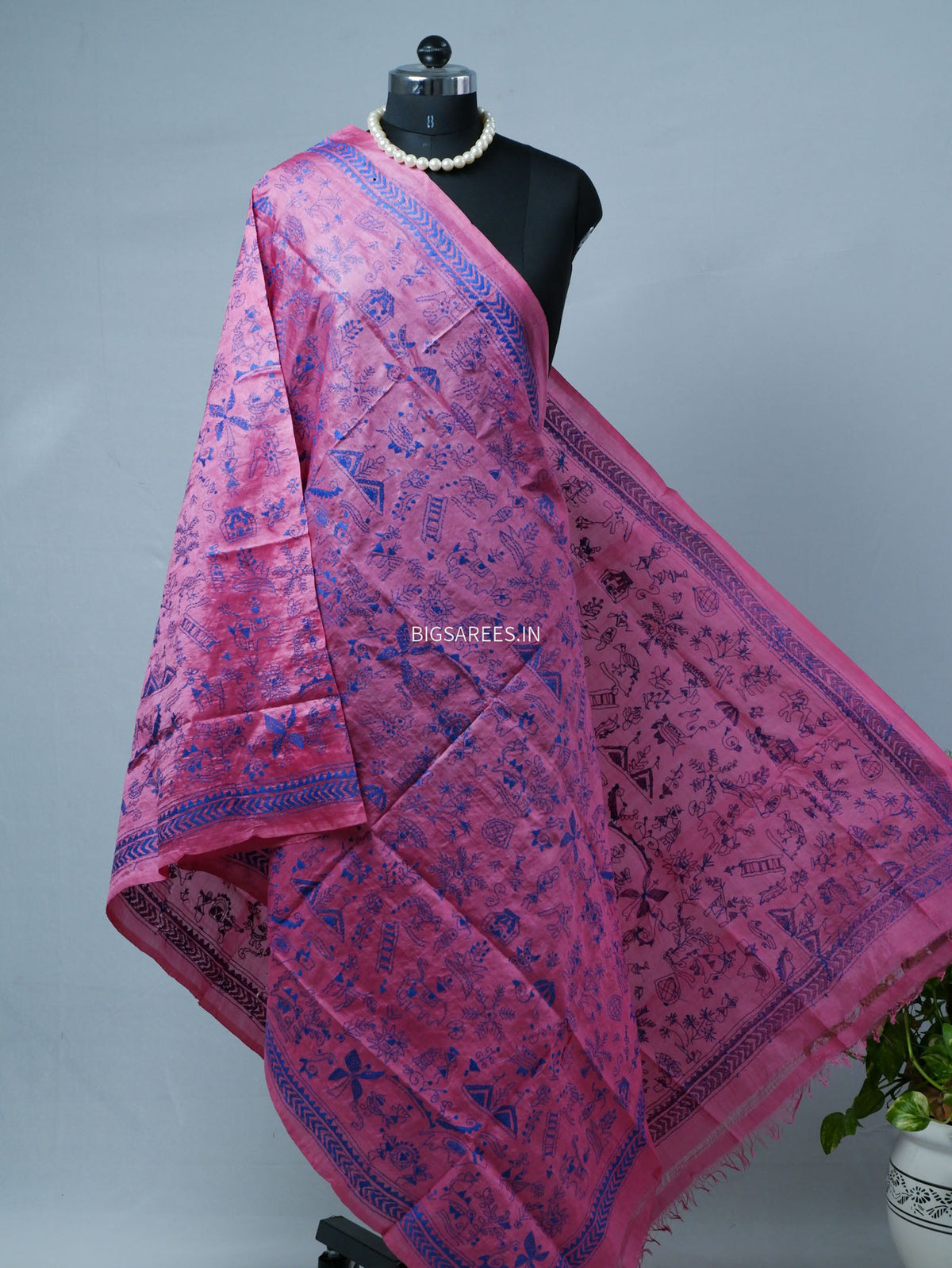 Kantha Hand-Embroidered Dupatta | Semi Tussar Silk | Pink