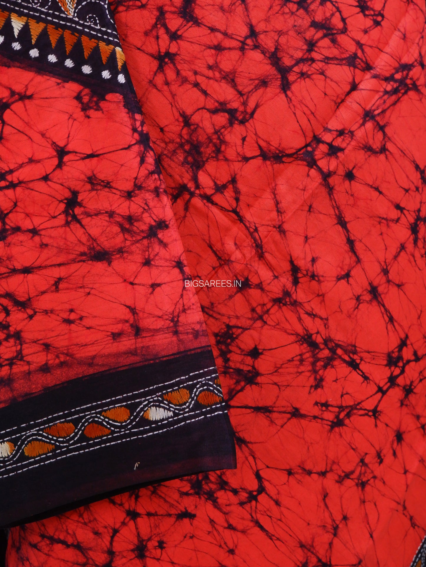 Hand Batik & Kantha Embroidered Dupatta | Cotton | Red/black