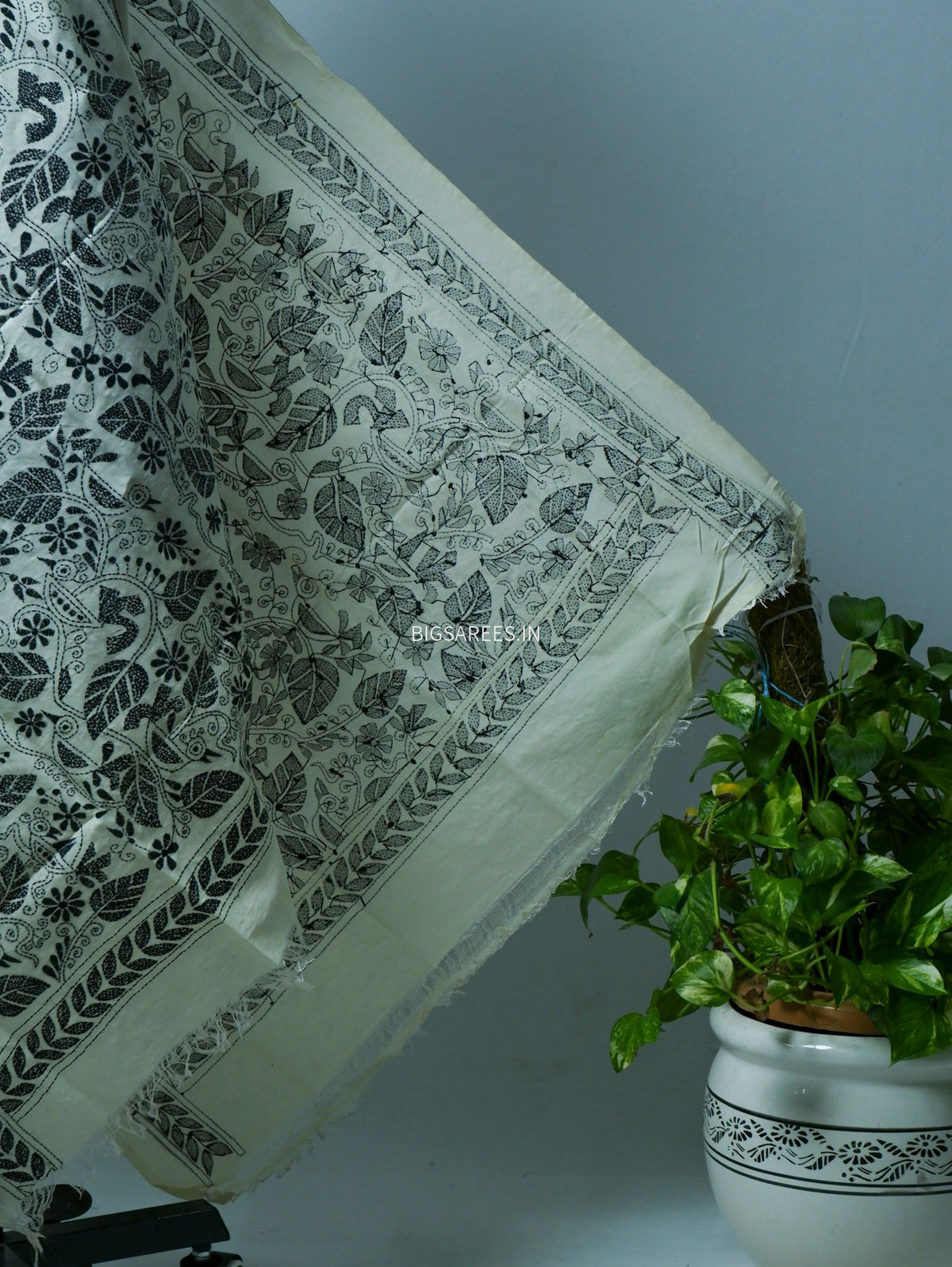 Kantha Hand-Embroidered Dupatta | Semi Tussar Silk | White