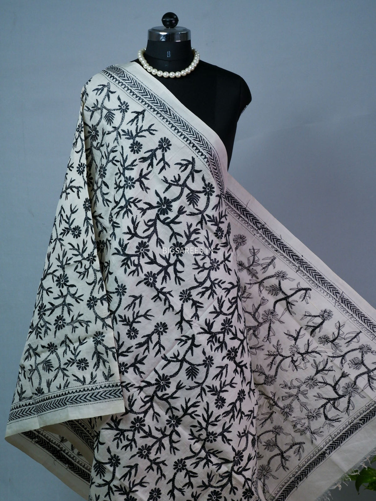 Kantha Hand-Embroidered Dupatta | Semi Tussar Silk | White