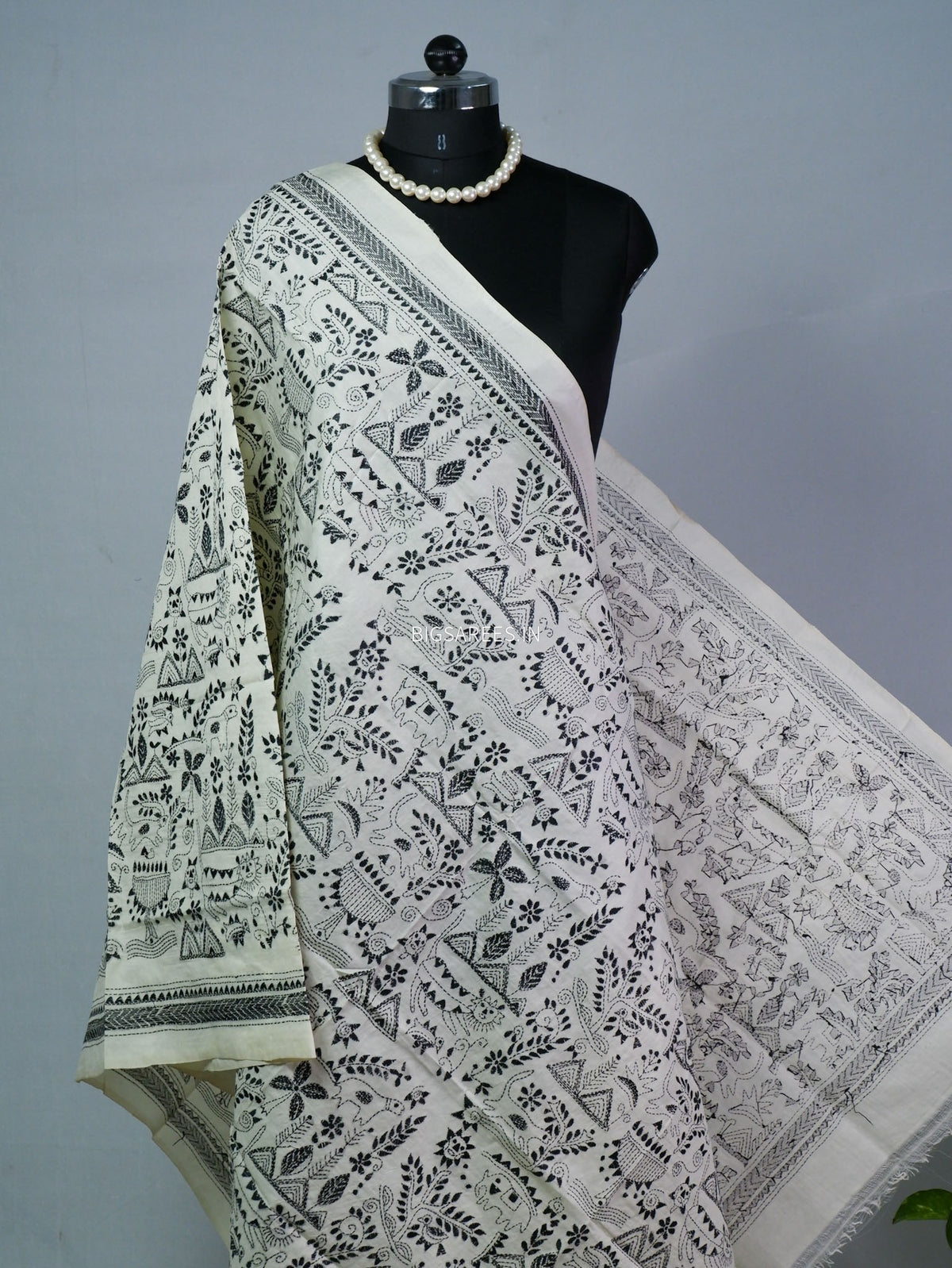 Kantha Hand-Embroidered Dupatta | Semi Tussar Silk |