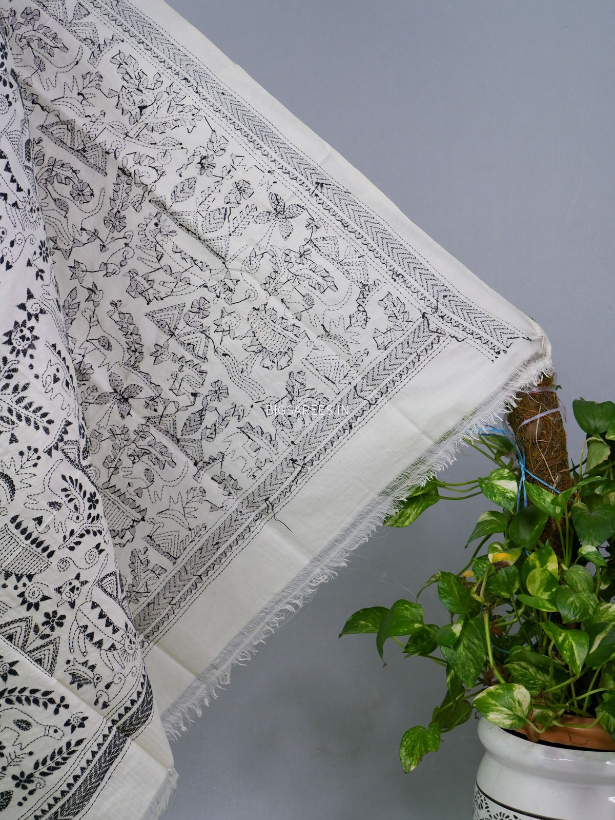 Kantha Hand-Embroidered Dupatta | Semi Tussar Silk |