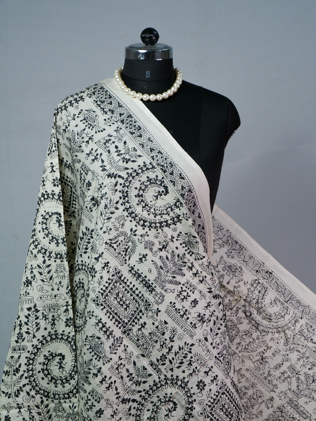 Kantha Hand-Embroidered Dupatta | Semi Tussar Silk | White