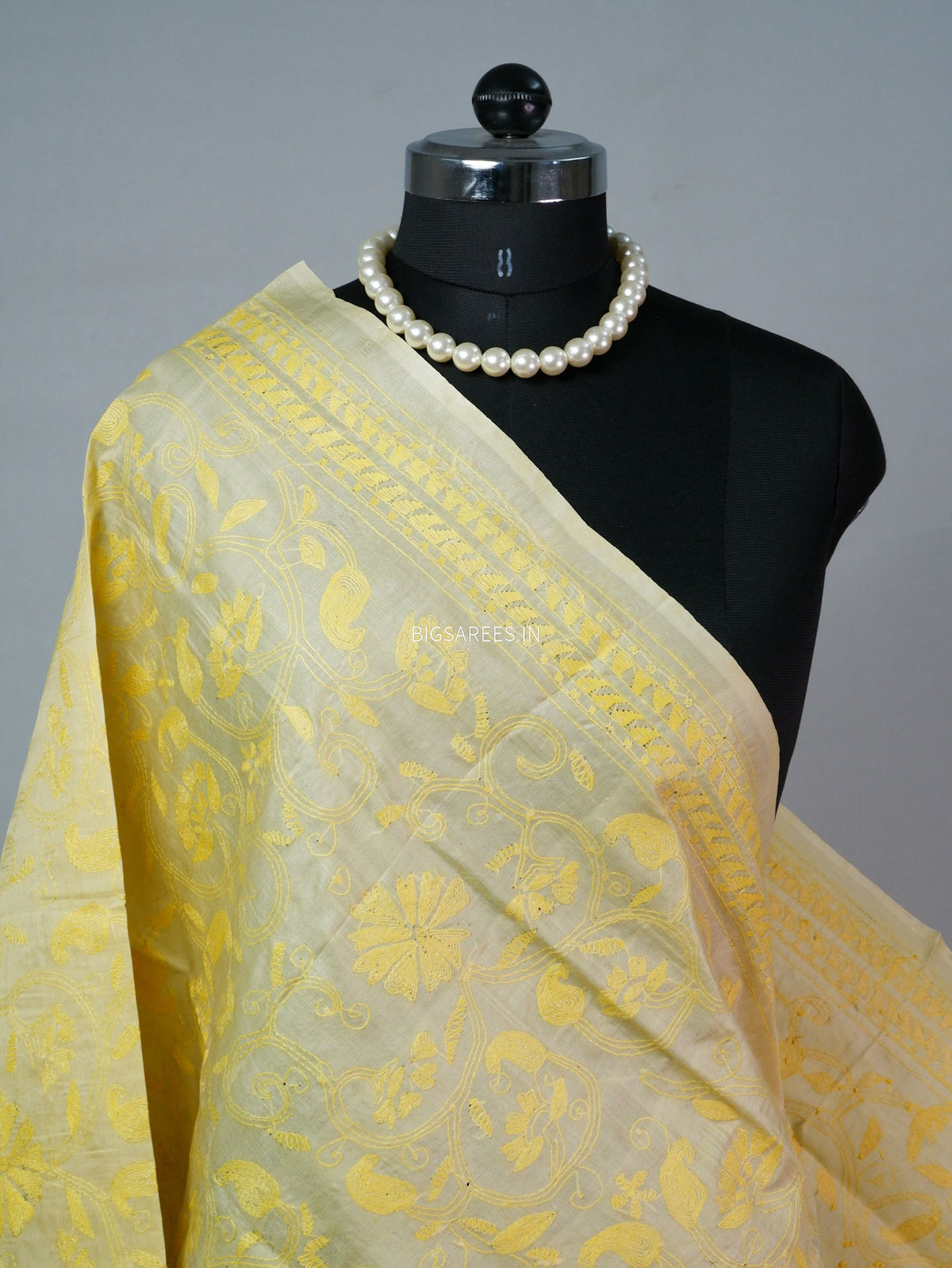 Kantha Hand-Embroidered Dupatta | Semi Tussar Silk | Light Yellow