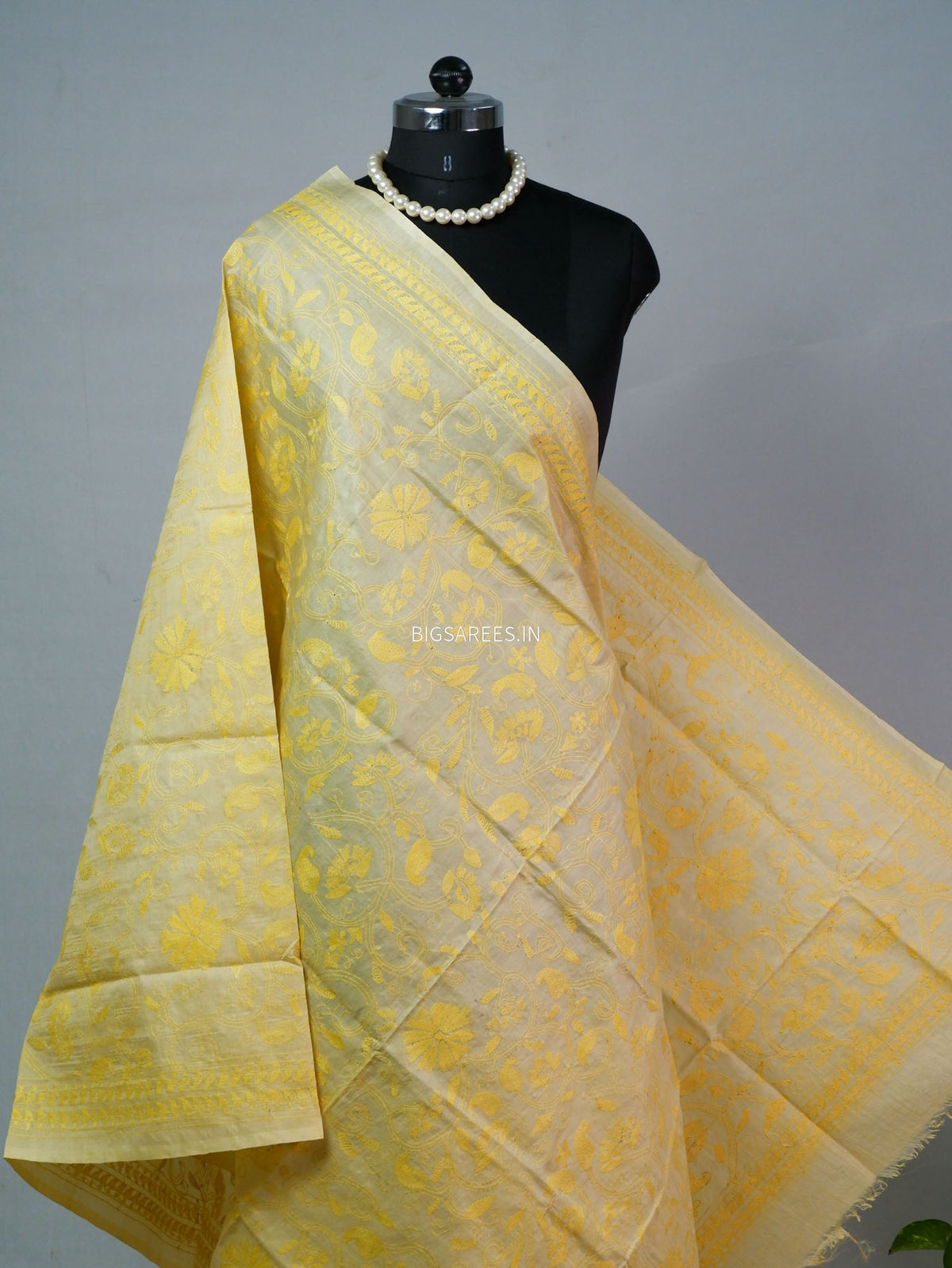 Kantha Hand-Embroidered Dupatta | Semi Tussar Silk | Light Yellow