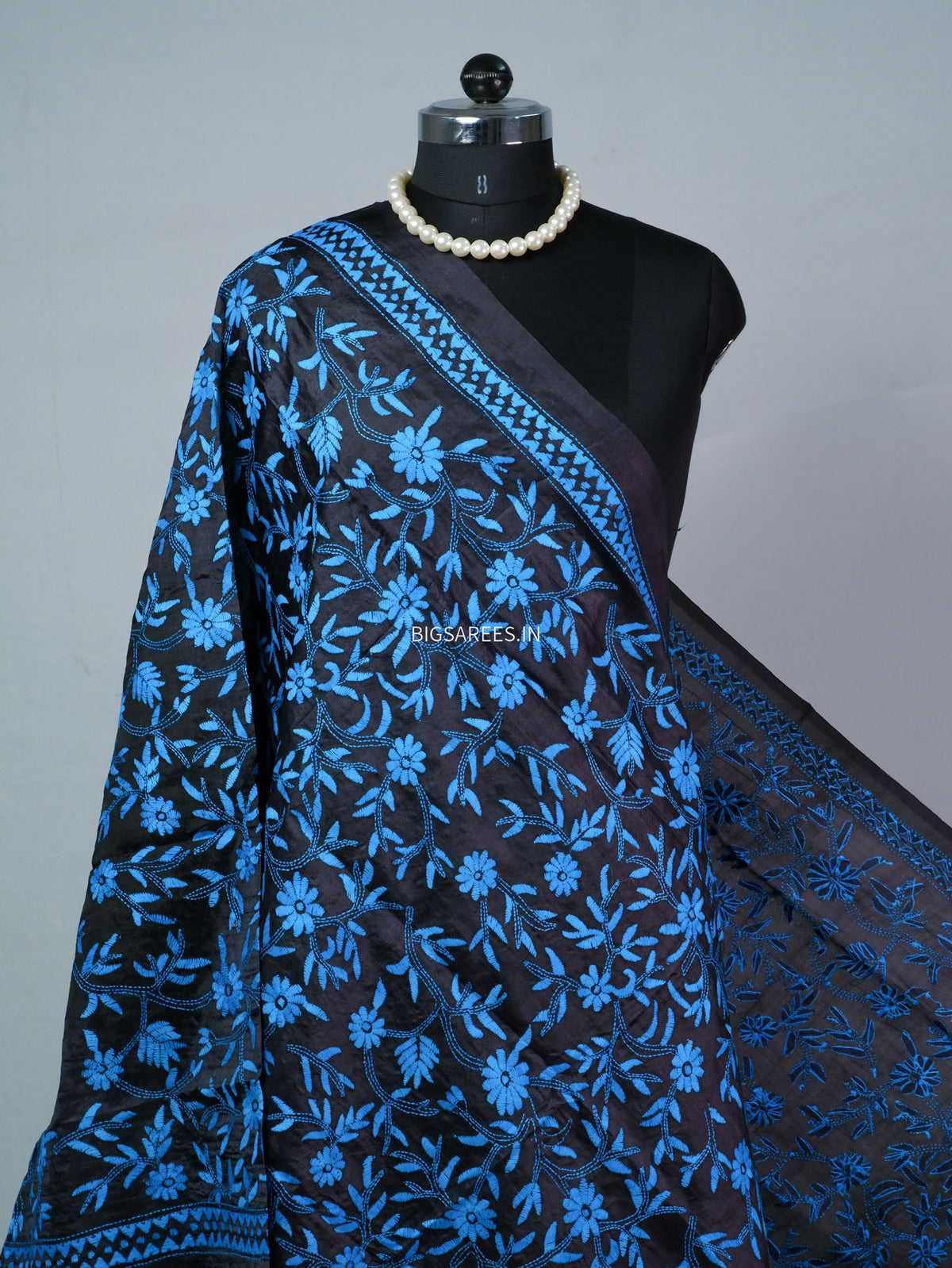 Kantha Hand-Embroidered Dupatta | Semi Tussar Silk | Black