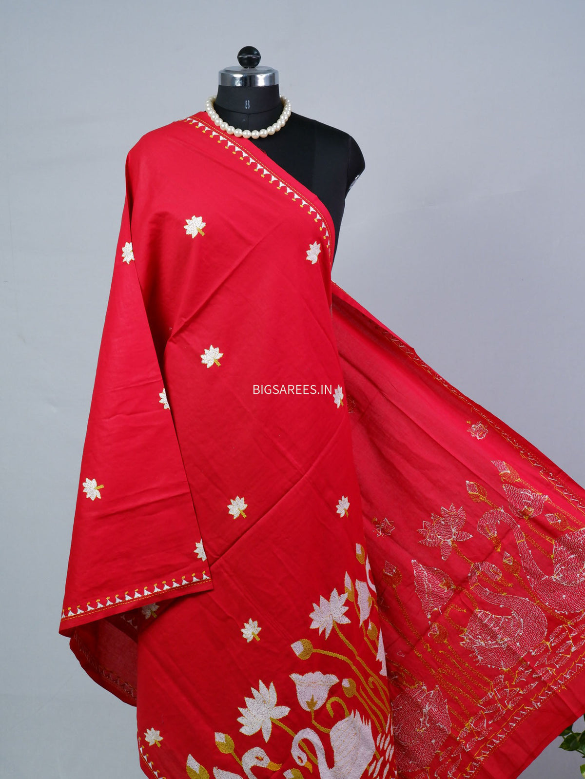 Hand-Embroidered Kantha - Stitch Dupatta | Pure Cotton | Red