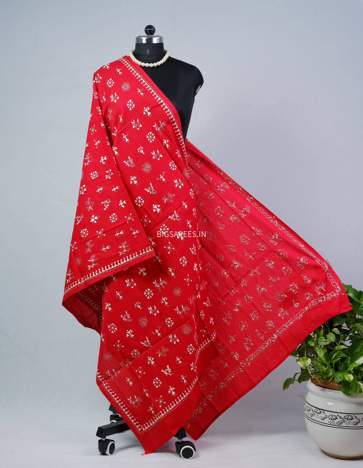 Hand-Embroidered Kantha - Stitch Dupatta | Pure Cotton | Red
