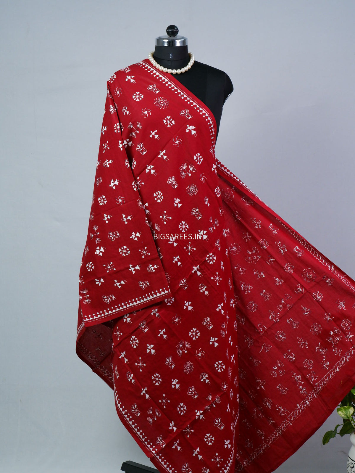 Hand-Embroidered Kantha - Stitch Dupatta | Pure Cotton | Maroon
