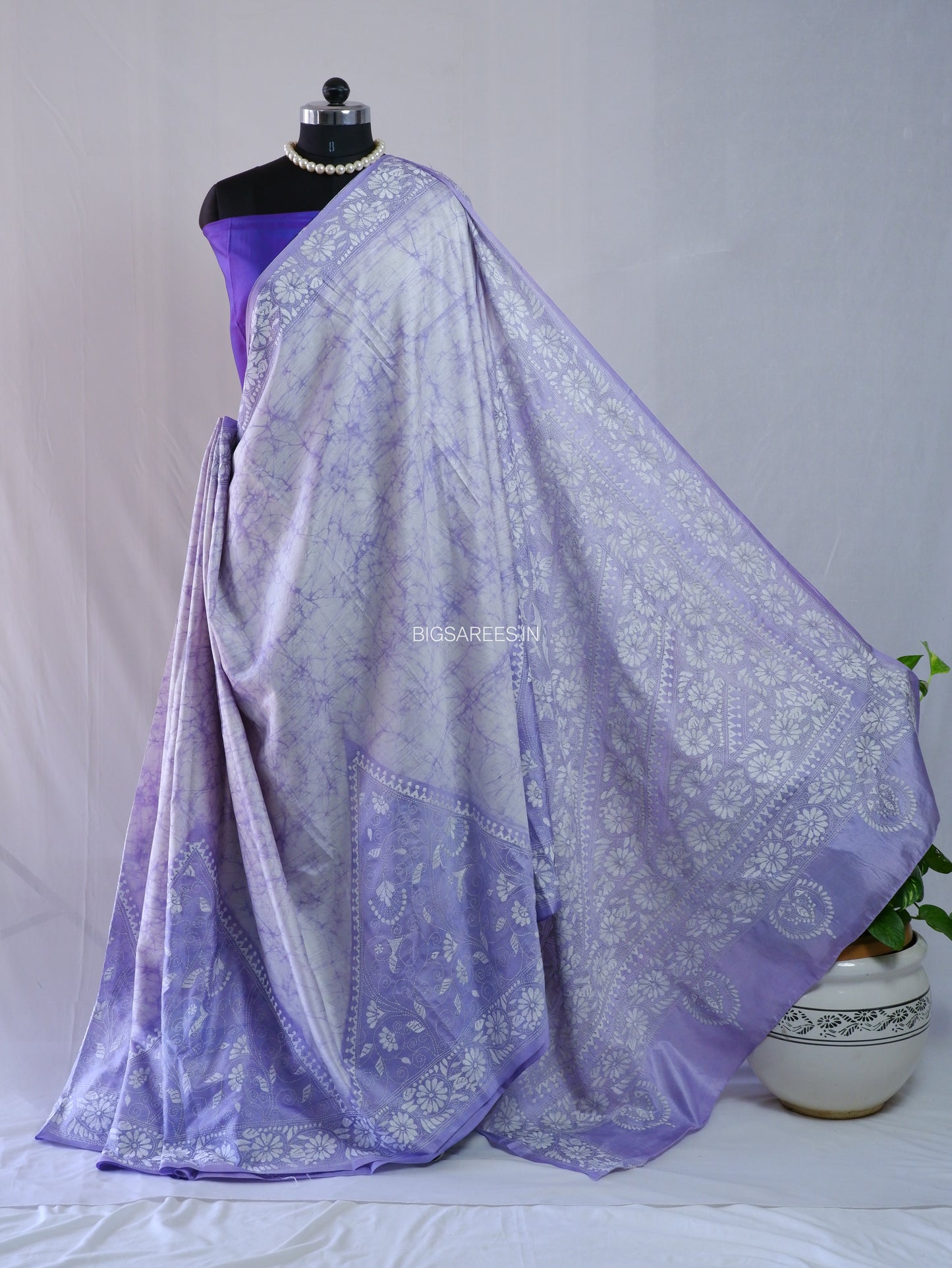 Kantha - Stitch Hand Embroidered Saree| Blended Bangalore Silk / Art Silk | White