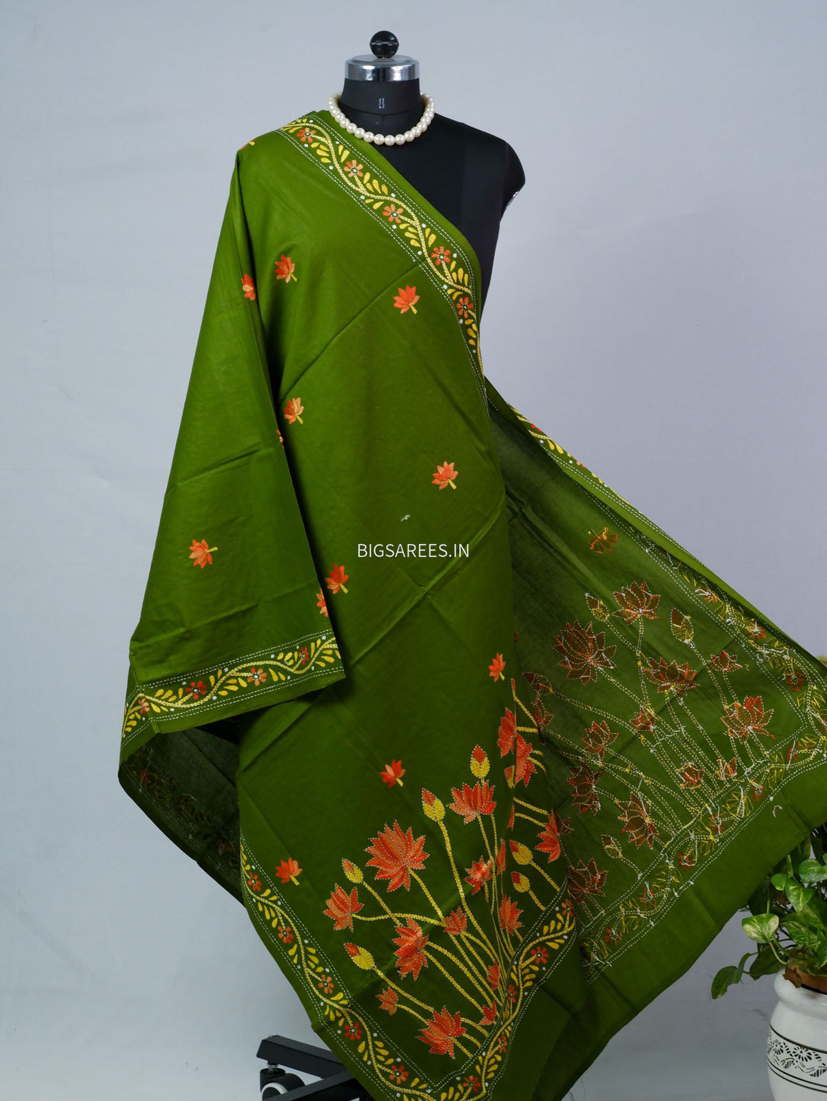 Hand-Embroidered Kantha - Stitch Dupatta | Pure Cotton | Green