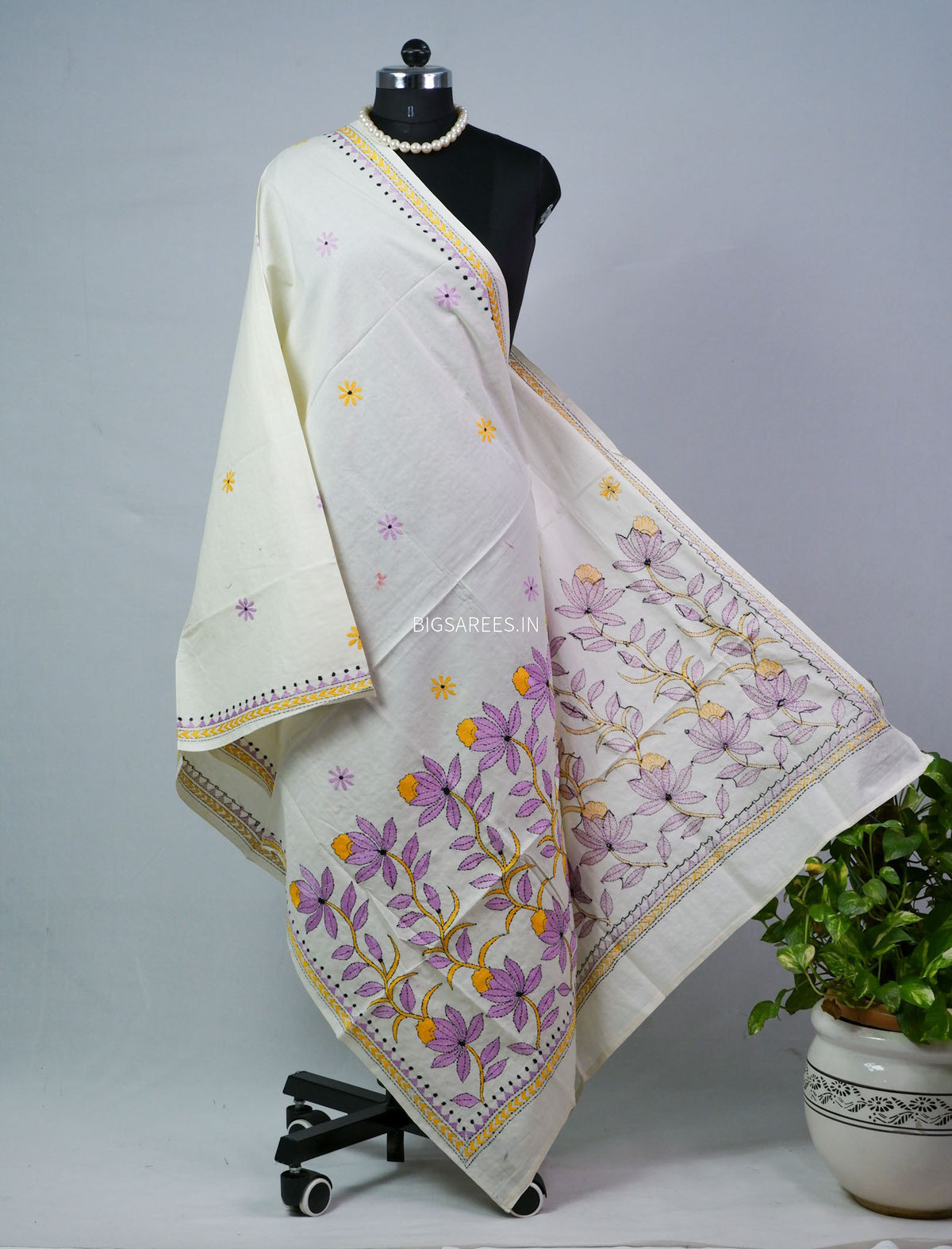 Hand-Embroidered Kantha - Stitch Dupatta | Pure Cotton |