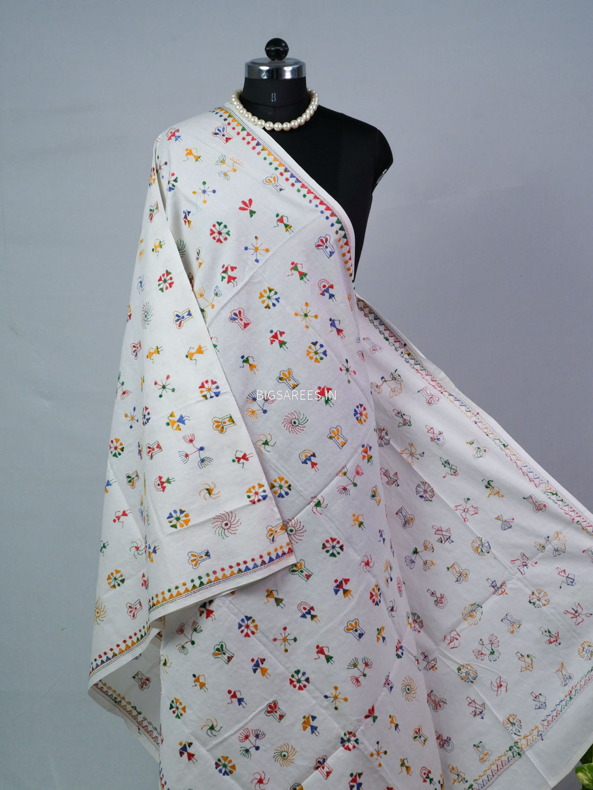 Hand-Embroidered Kantha - Stitch Dupatta | Pure Cotton | White