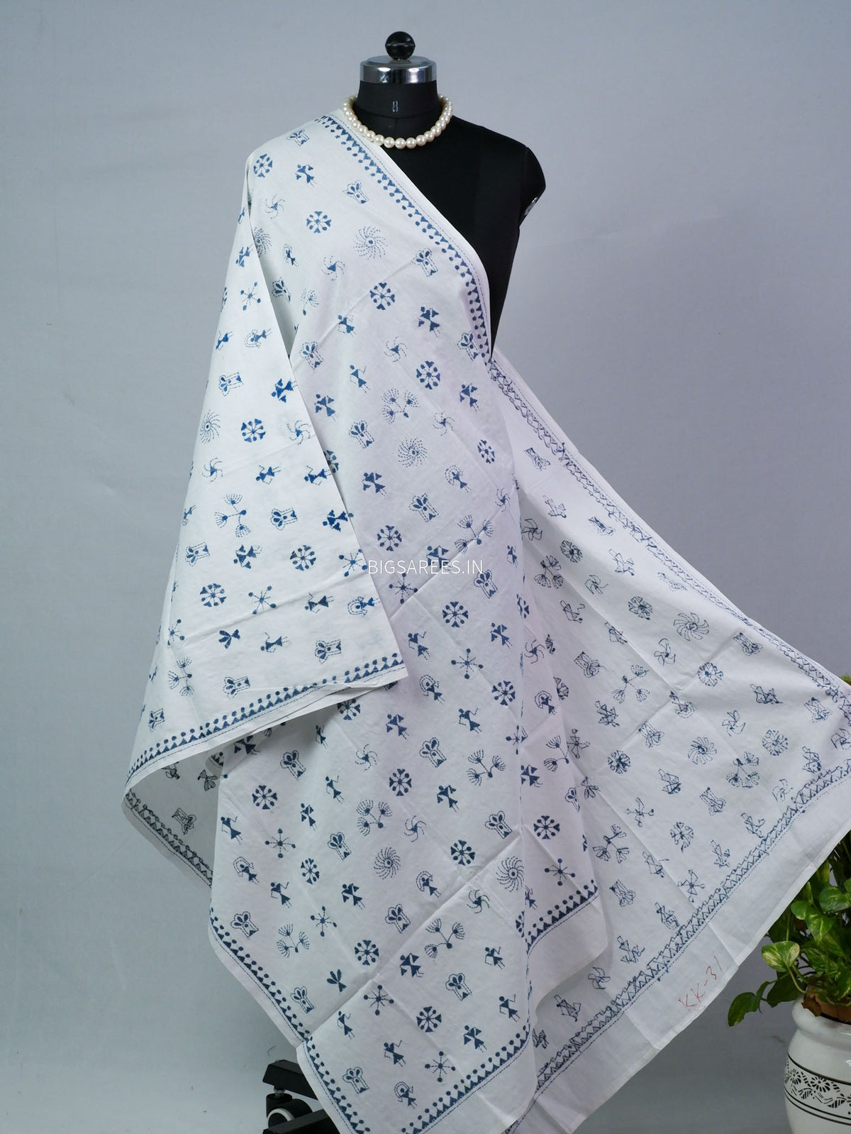 Hand-Embroidered Kantha - Stitch Dupatta | Pure Cotton | White
