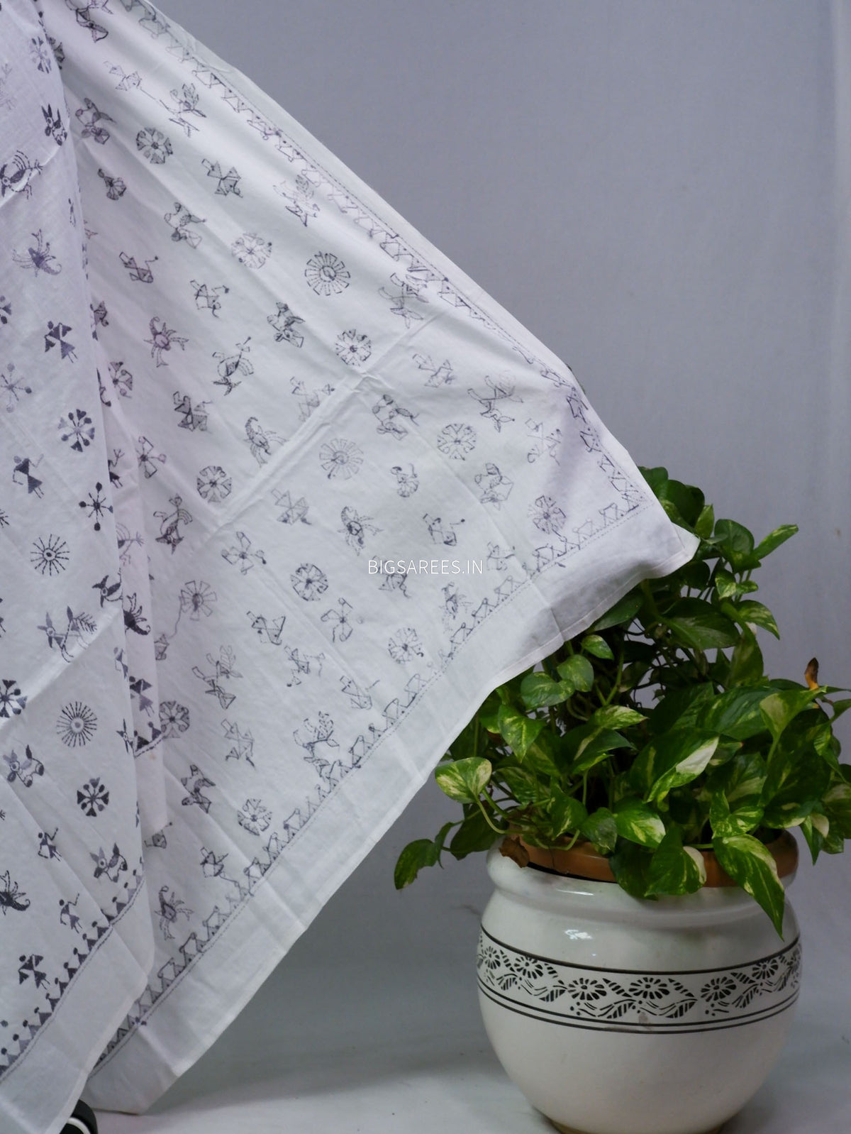 Hand-Embroidered Kantha - Stitch Dupatta | Pure Cotton | White