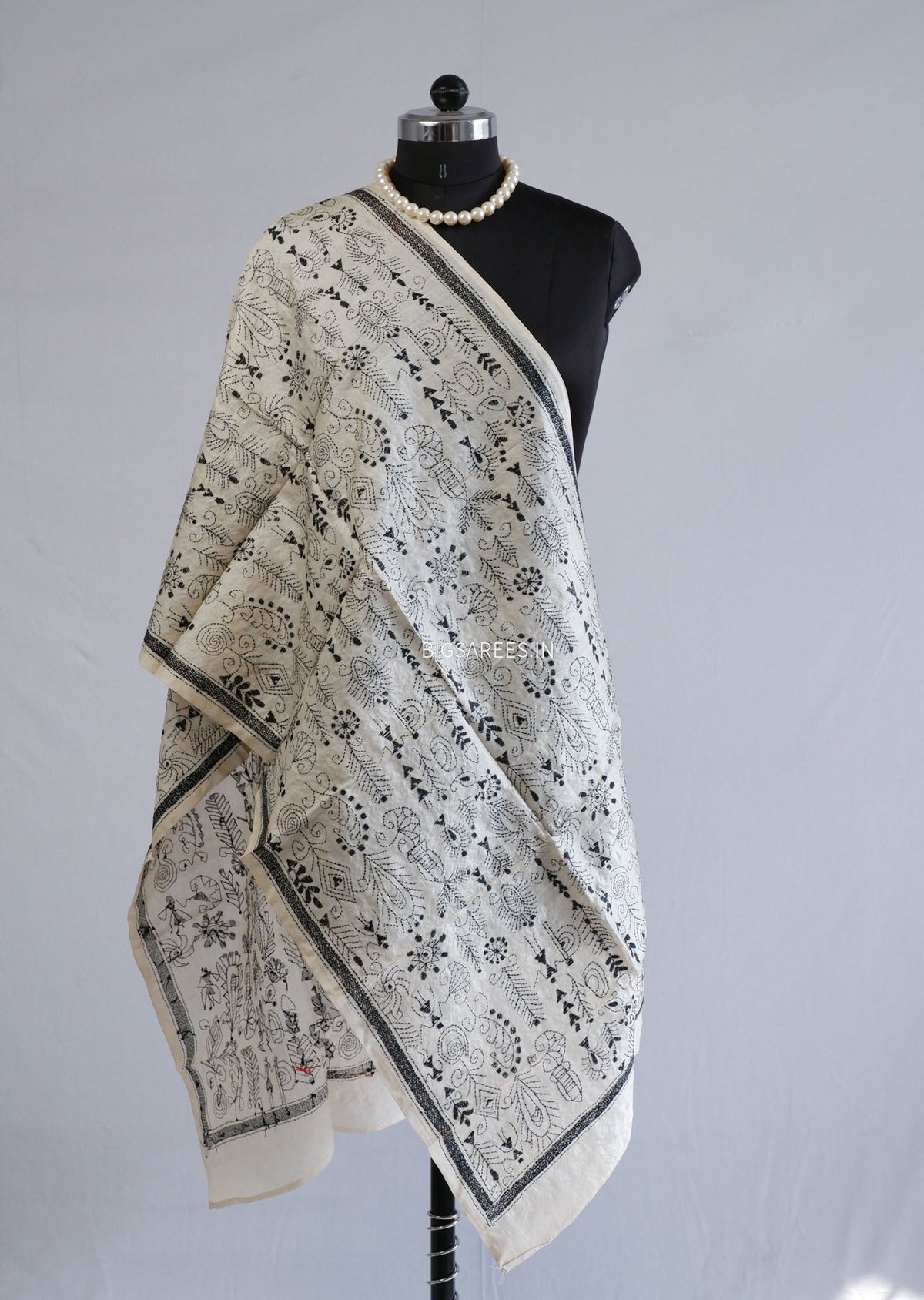 Kantha Pure Tassar Silk Stole | Off white | 21"