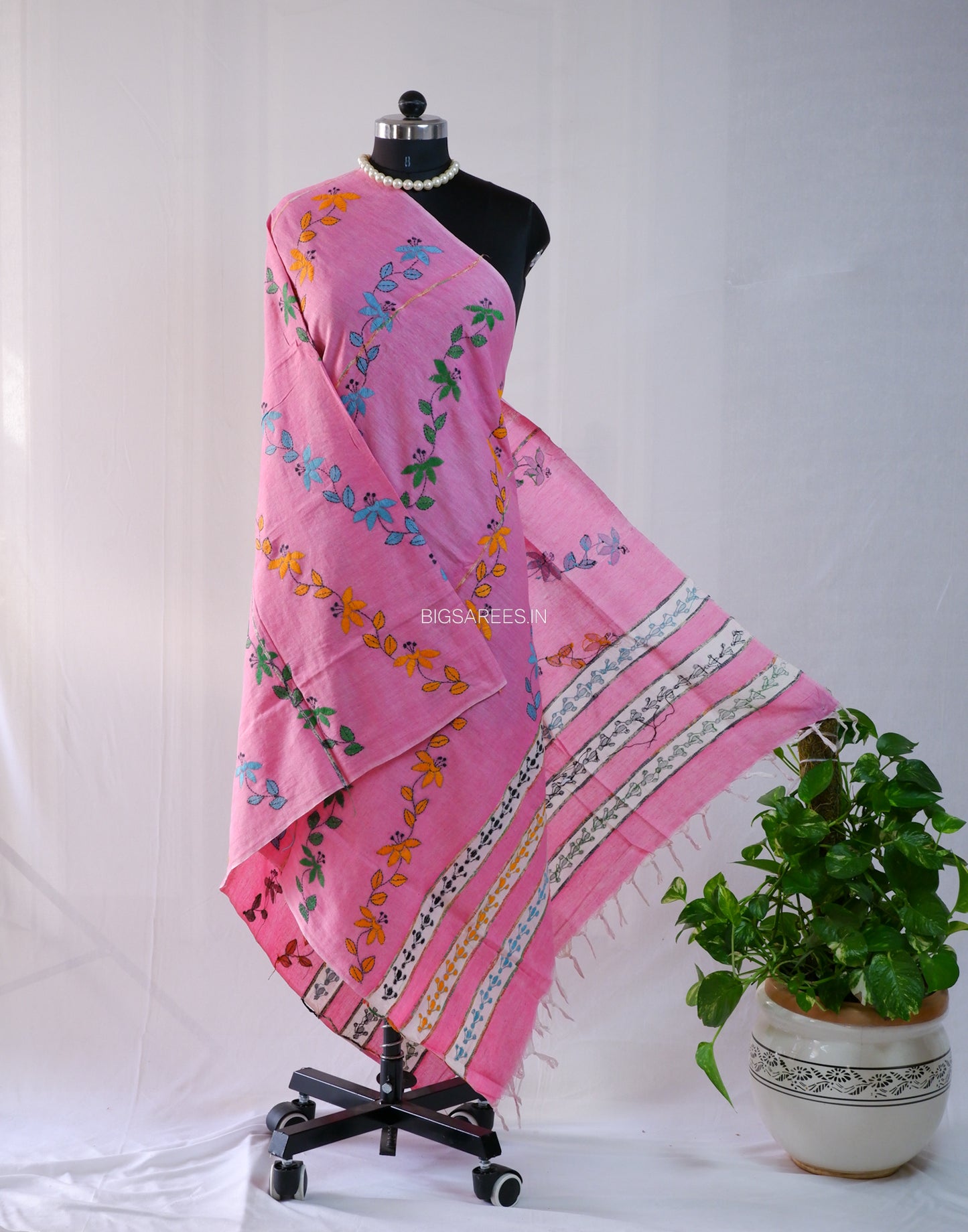 Hand-Embroidered Kantha - Stitch Dupatta | Pure Khesh Cotton | Pink