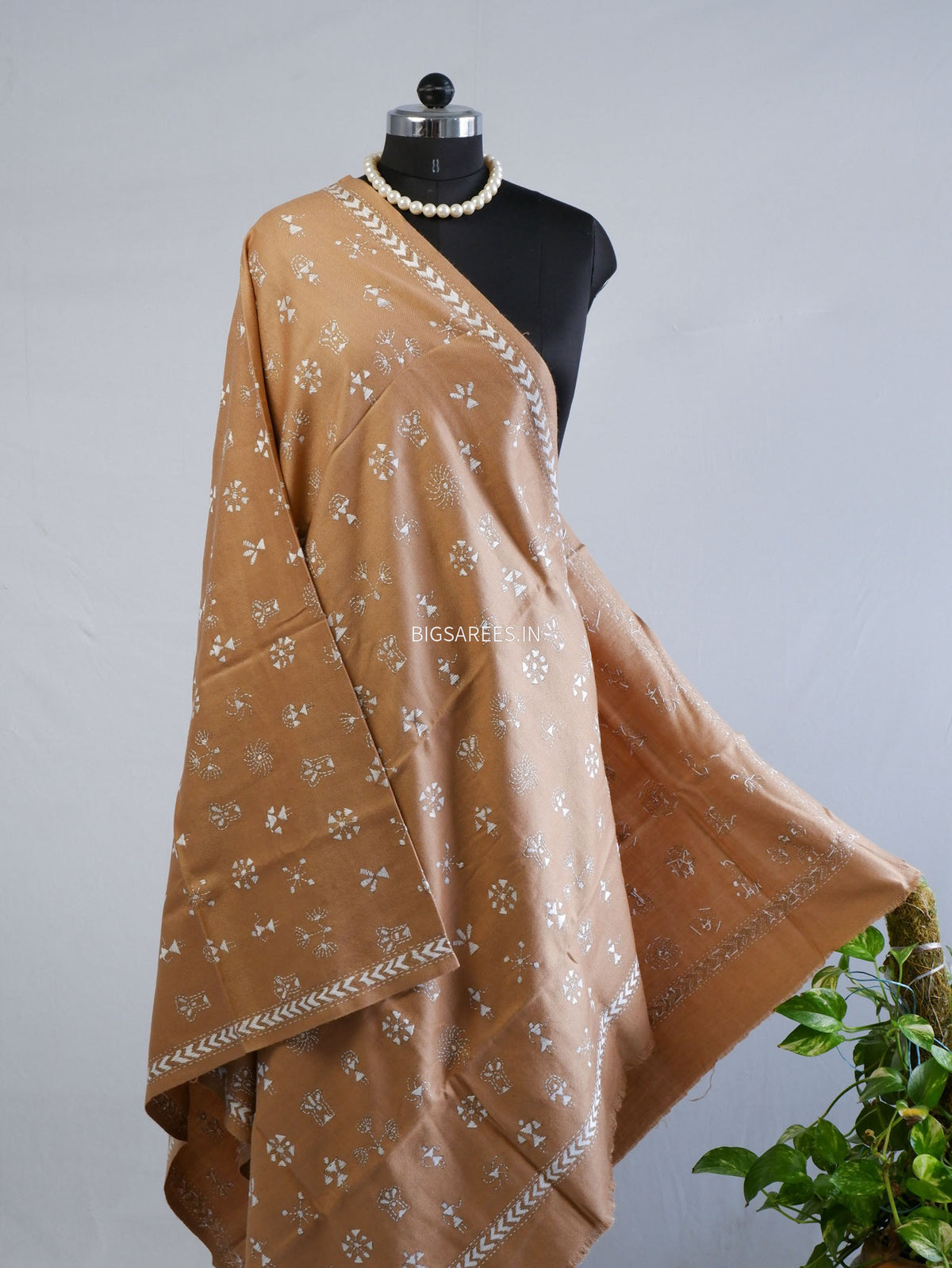 Kantha Stitch Hand-Embroidered Shawl | Woollen | Light Brown