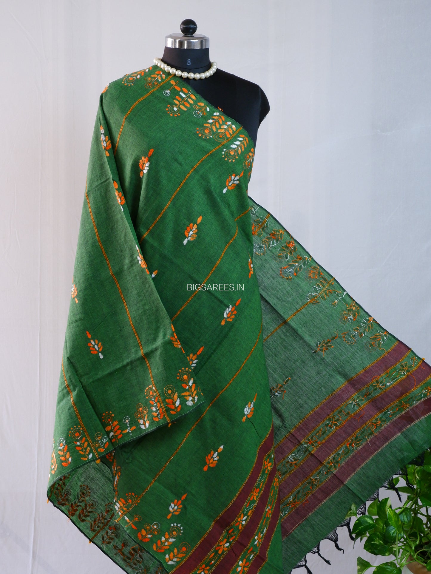 Hand Embroidered Kantha-Stitch Dupatta | Pure Khesh Cotton | Forest Green