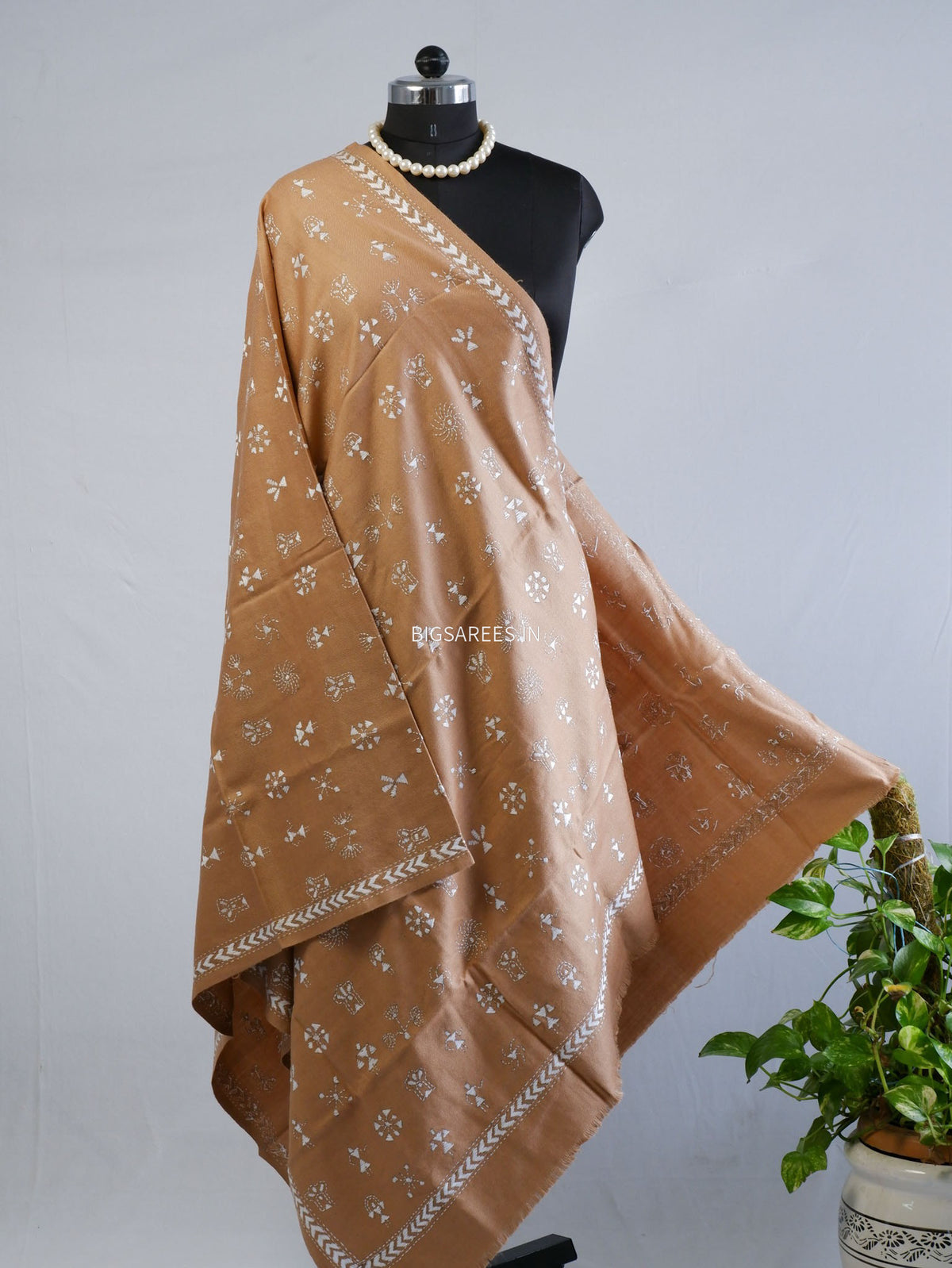 Kantha Stitch Hand-Embroidered Shawl | Woollen | Light Brown