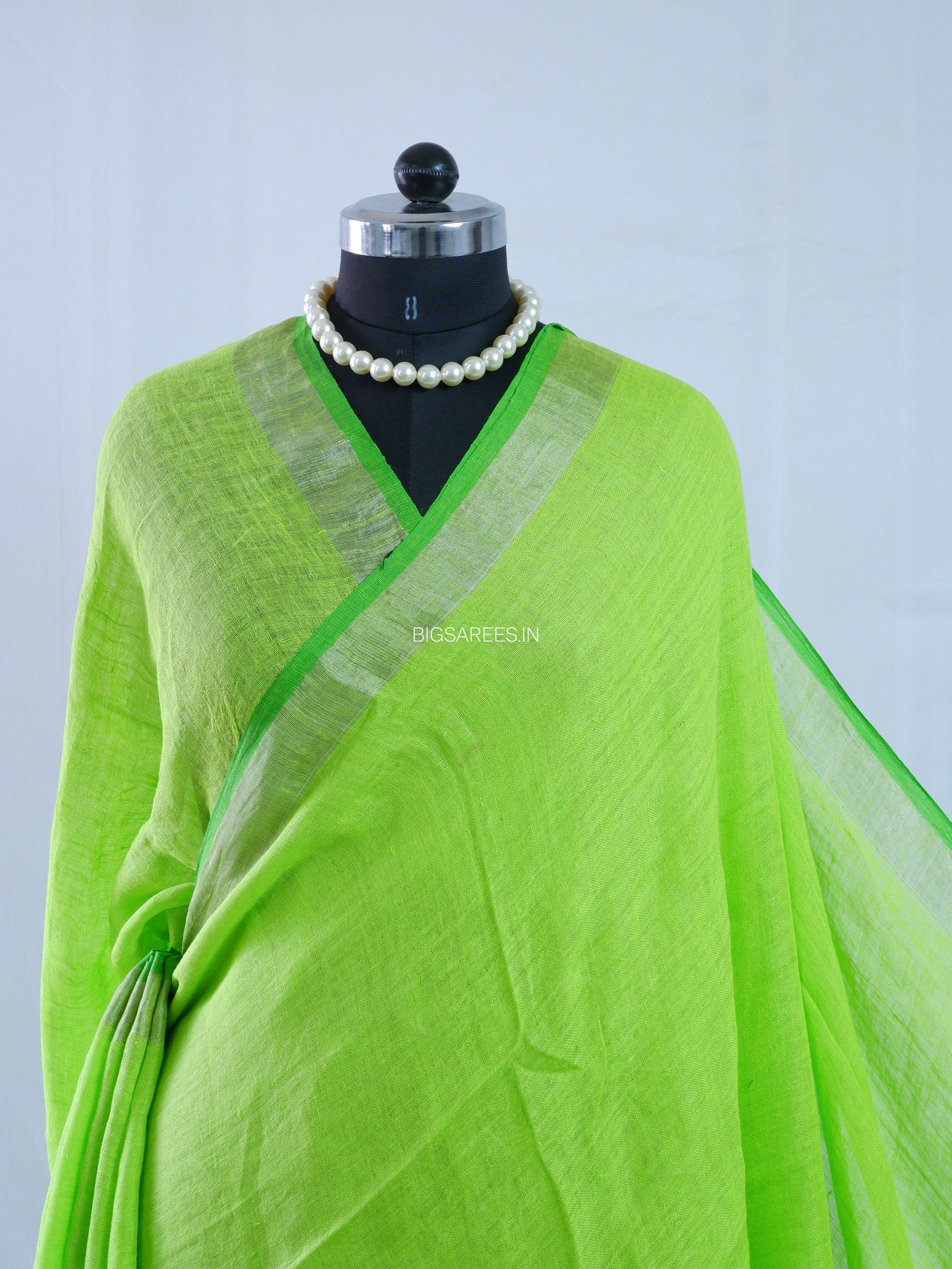 Pure Jayshree Linen Saree | Plain | Green