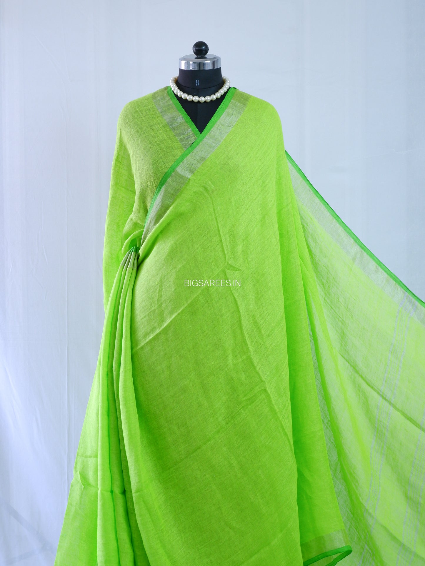 Pure Jayshree Linen Saree | Plain | Green