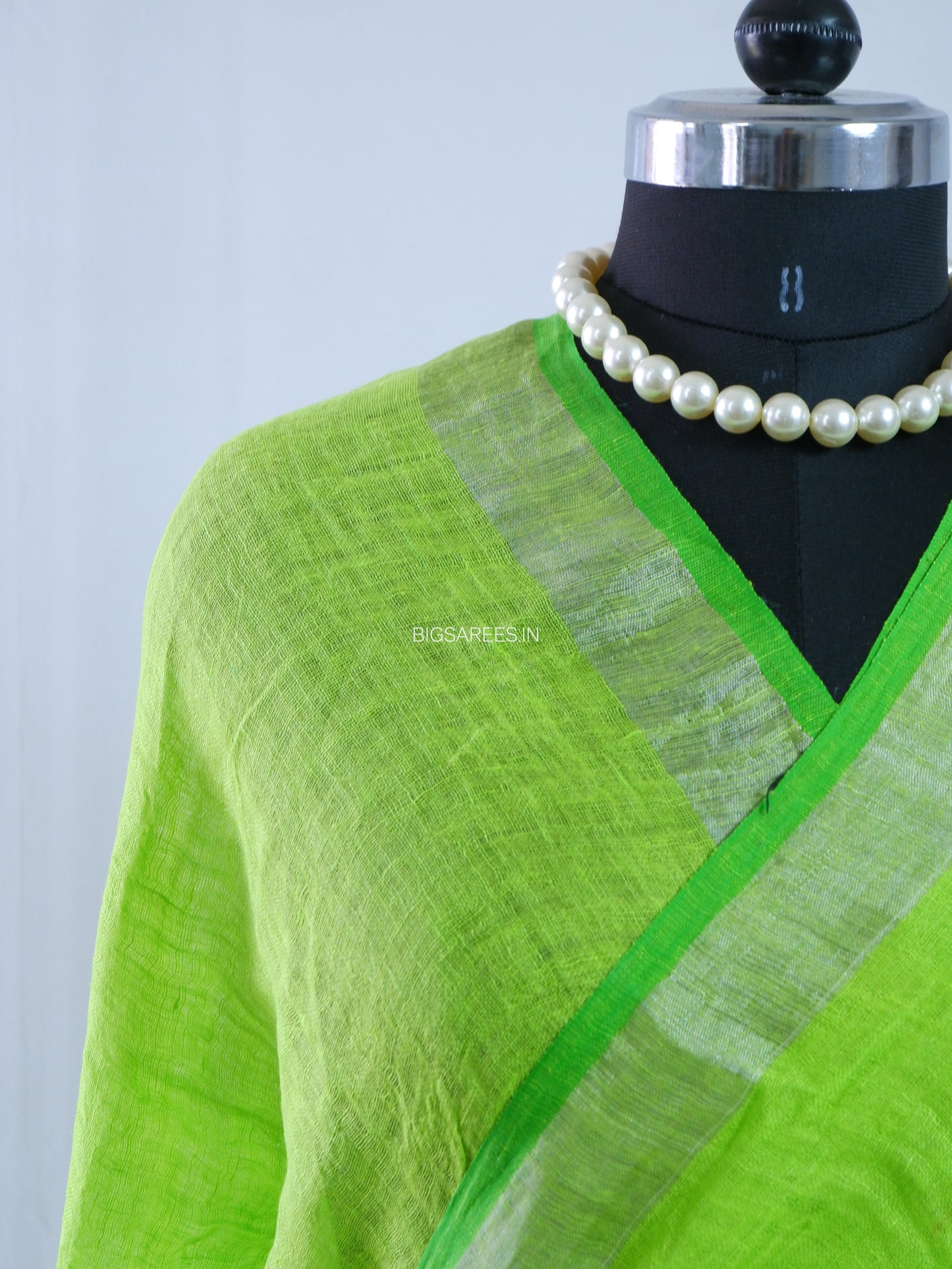 Pure Jayshree Linen Saree | Plain | Green