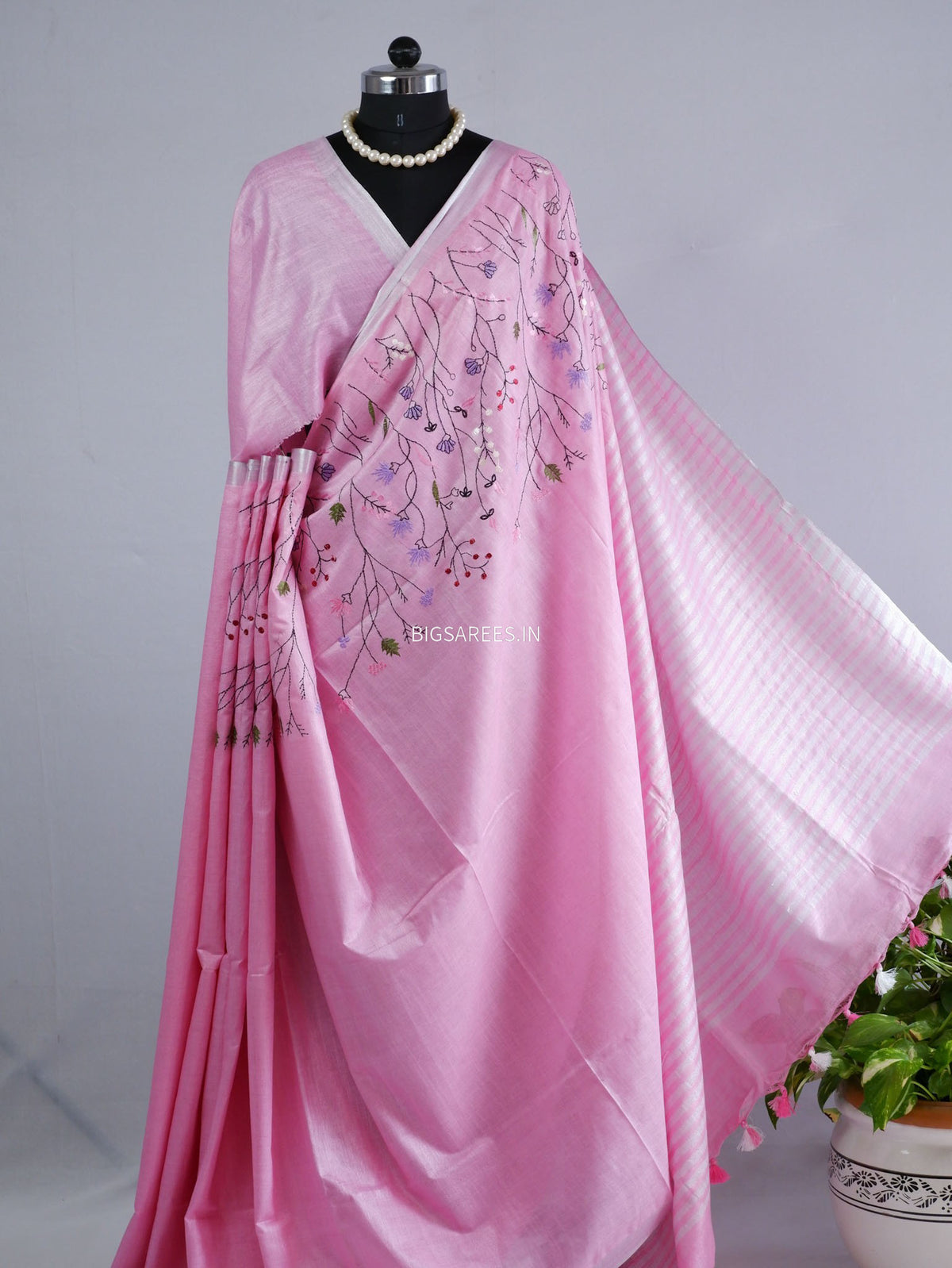 Hand-Embroidered Linen Saree | Cotton Linen |