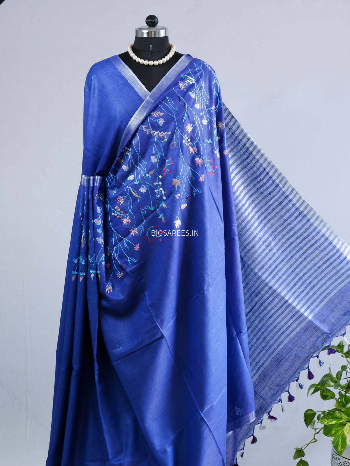 Hand-Embroidered Linen Saree | Cotton Linen |