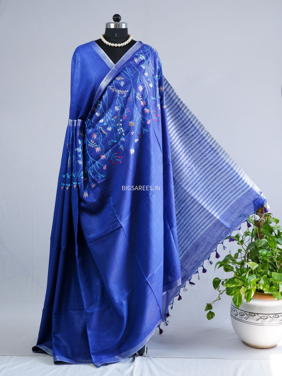 Hand-Embroidered Linen Saree | Cotton Linen |
