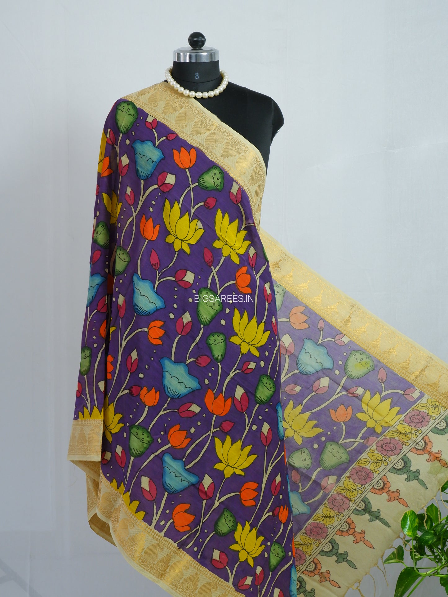 Pen Kalamkari Hand Painted Bangalore Silk Dupatta | Violet | 36"
