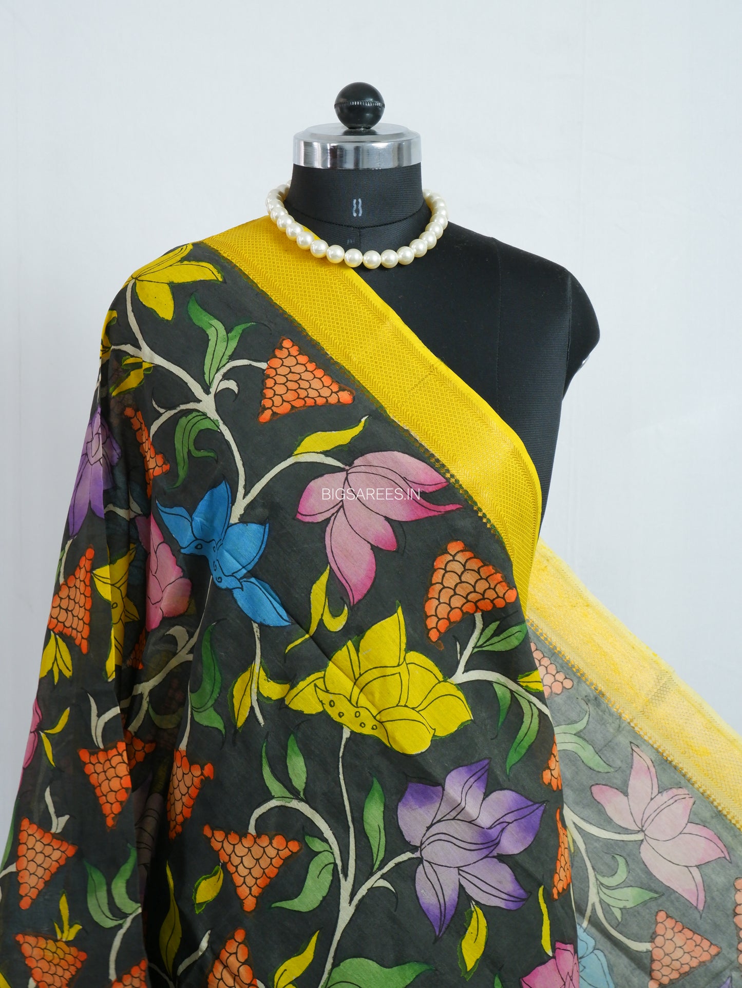 Pen Kalamkari Hand Painted Bangalore Silk Dupatta | Black | 36"