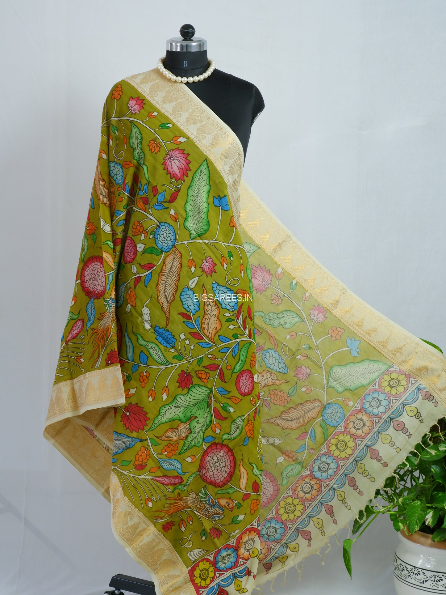 Pen Kalamkari Hand Painted Bangalore Silk Dupatta | Lime Green | 36"