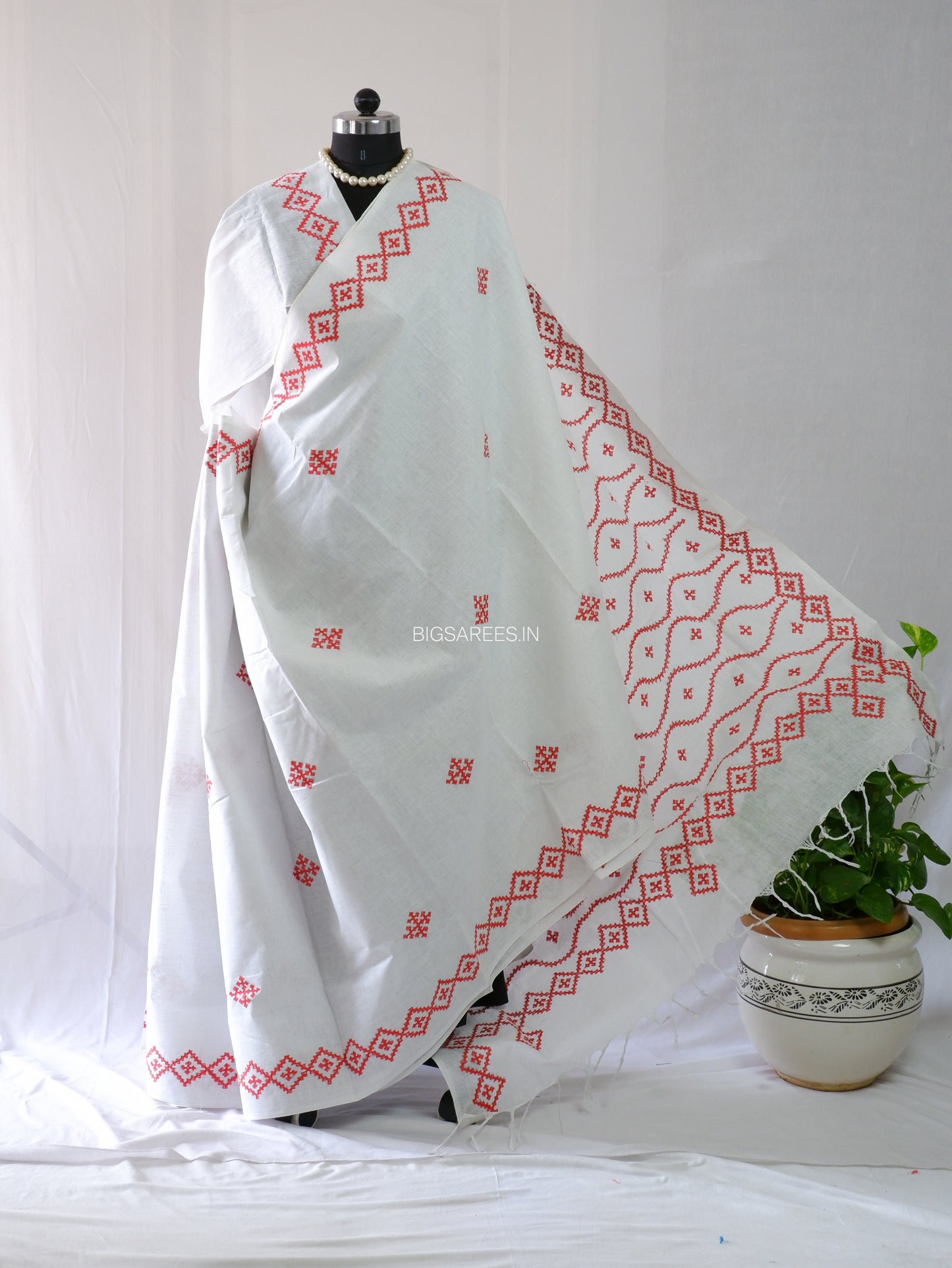 Kutchi Hand-Embroidered Saree | Khadi Cotton | White