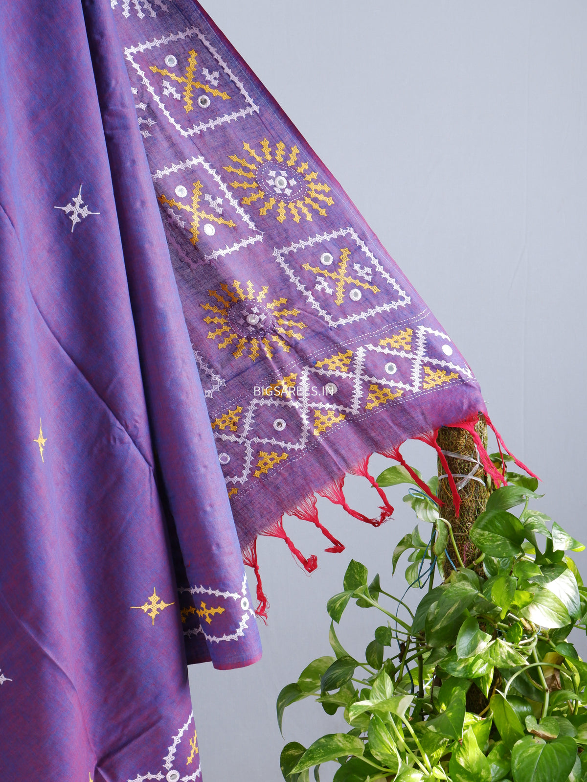 Kutchi Hand-Embroidered Saree | Khadi Cotton | Purple (Dual Tone)