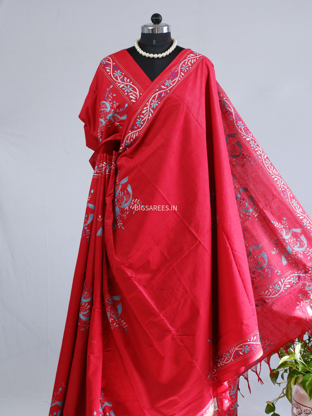 Kantha Stitch Hand-Embroidered Saree | Khadi Cotton | Red
