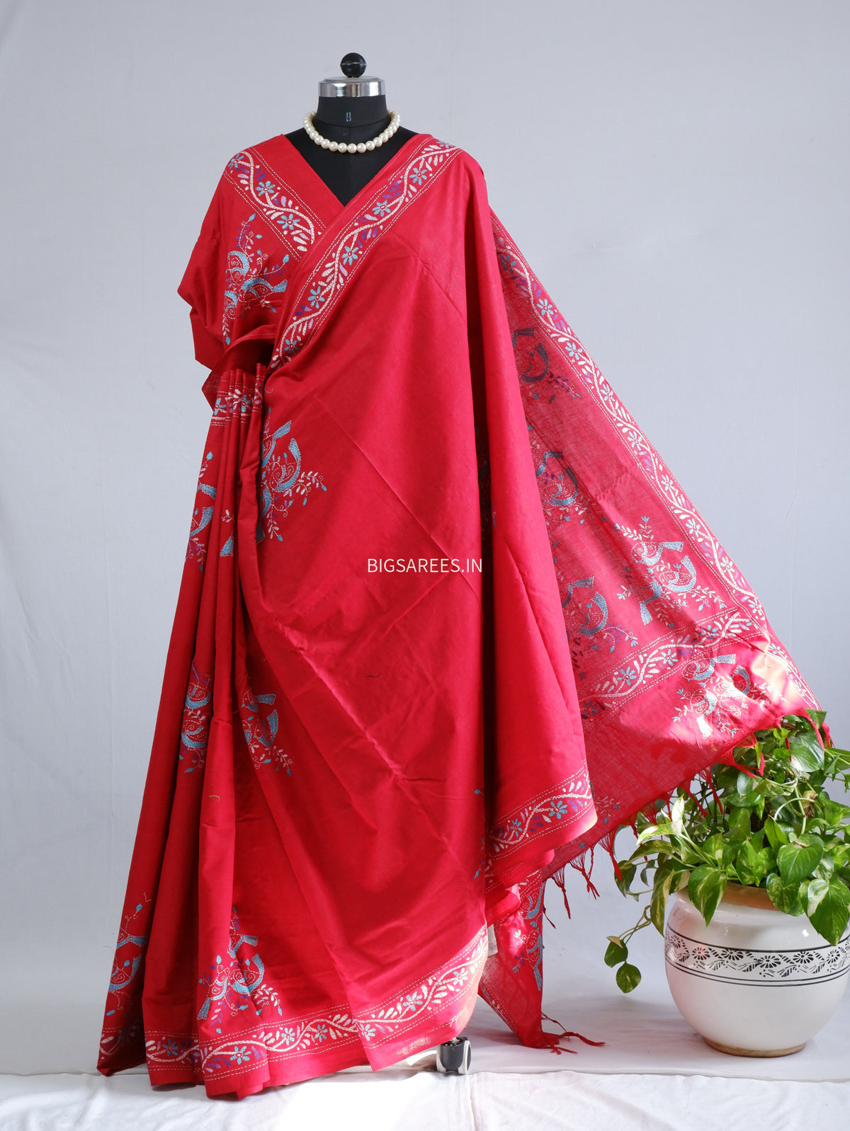 Kantha Stitch Hand-Embroidered Saree | Khadi Cotton | Red